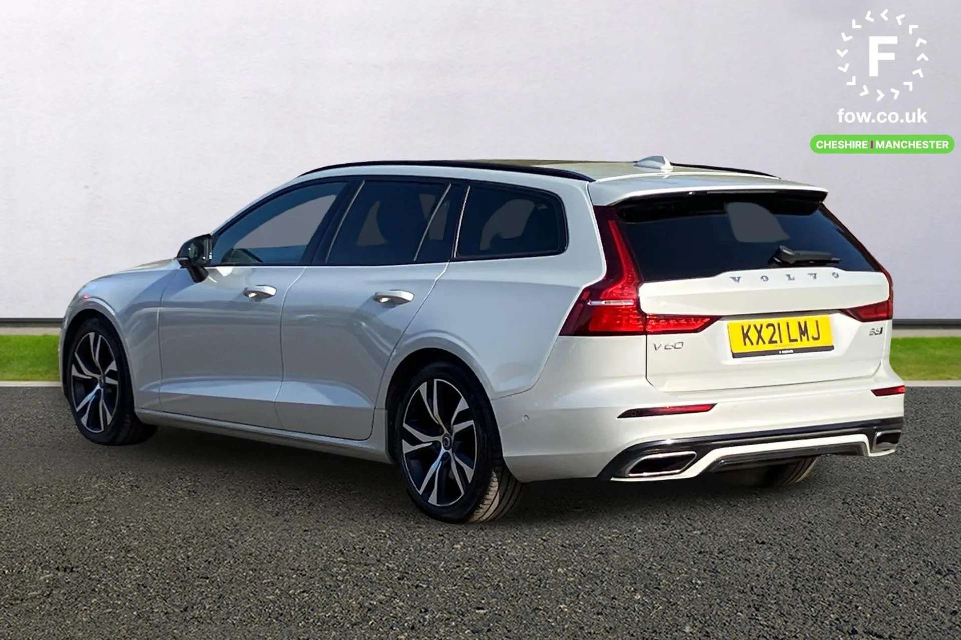 A 2021 VOLVO V60 2.0 B6P R DESIGN 5dr AWD Auto [Bowers and Wilkins Pack,Smartphone Integration includes Apple CarPlay and Android Auto,Parking Camera 360 Surround View A 2021 VOLVO V60 2.0 B6P R DESIGN 5dr AWD Auto [Bowers and Wilkins Pack,Smartphone Integration includes Apple CarPlay and Android Auto,Parking Camera 360 Surround View