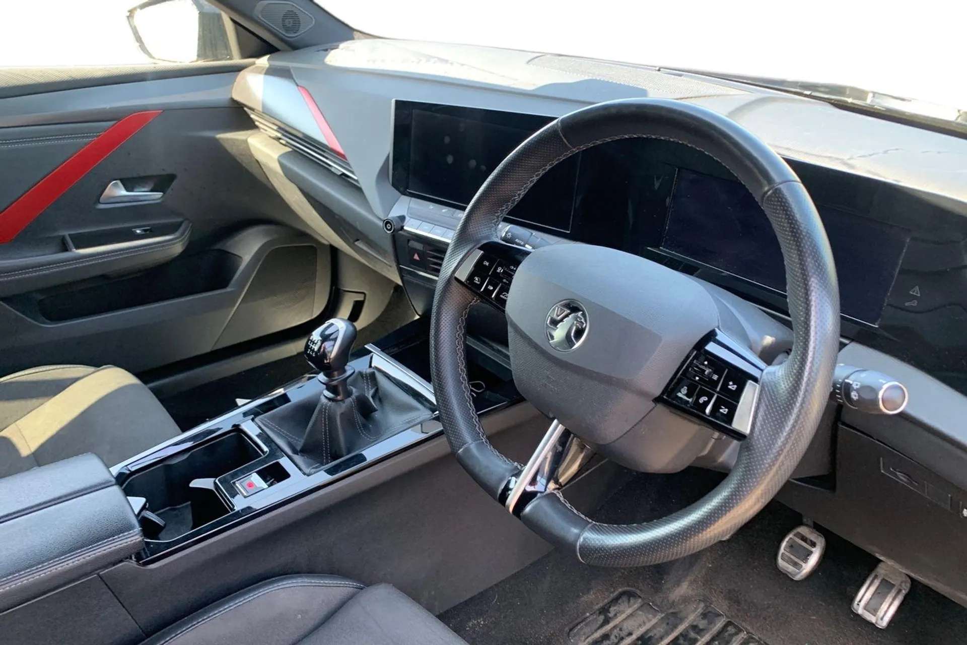 A 2022 VAUXHALL ASTRA 1.2 Turbo 130 GS Line 5dr [18" Bi-Colour alloys, Intelli vision 360 degree panoramic parking camera , Handsfree calls via steering wheel controls , 1 A 2022 VAUXHALL ASTRA 1.2 Turbo 130 GS Line 5dr [18" Bi-Colour alloys, Intelli vision 360 degree panoramic parking camera , Handsfree calls via steering wheel controls , 1