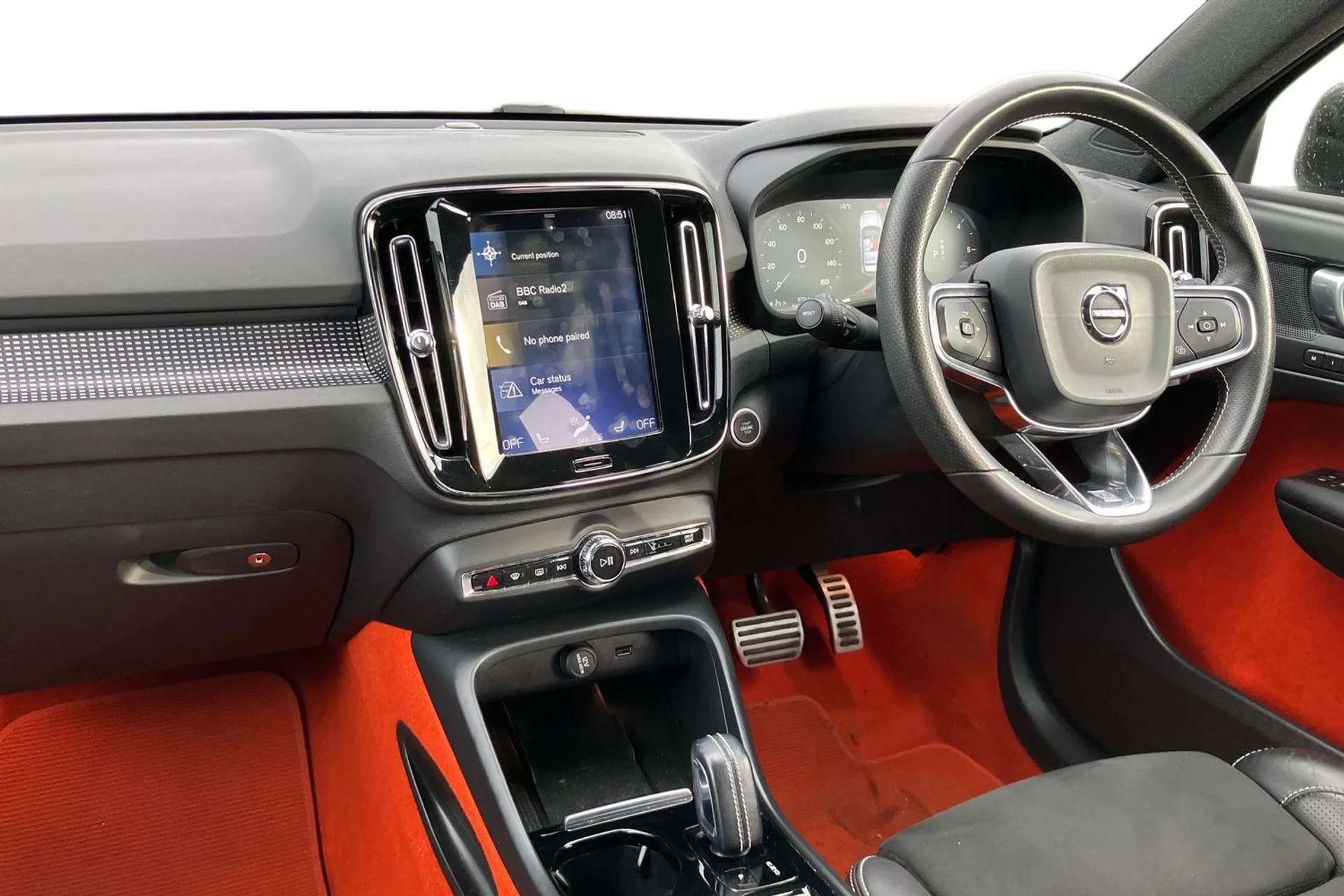 A 2020 VOLVO XC40 2.0 D3 R DESIGN Pro 5dr Geartronic [Power Glass Tilt and Slide Panoramic Sunroof, Intellisafe Surround, Wireless-Inductive Phone Charging, Lava Orange A 2020 VOLVO XC40 2.0 D3 R DESIGN Pro 5dr Geartronic [Power Glass Tilt and Slide Panoramic Sunroof, Intellisafe Surround, Wireless-Inductive Phone Charging, Lava Orange