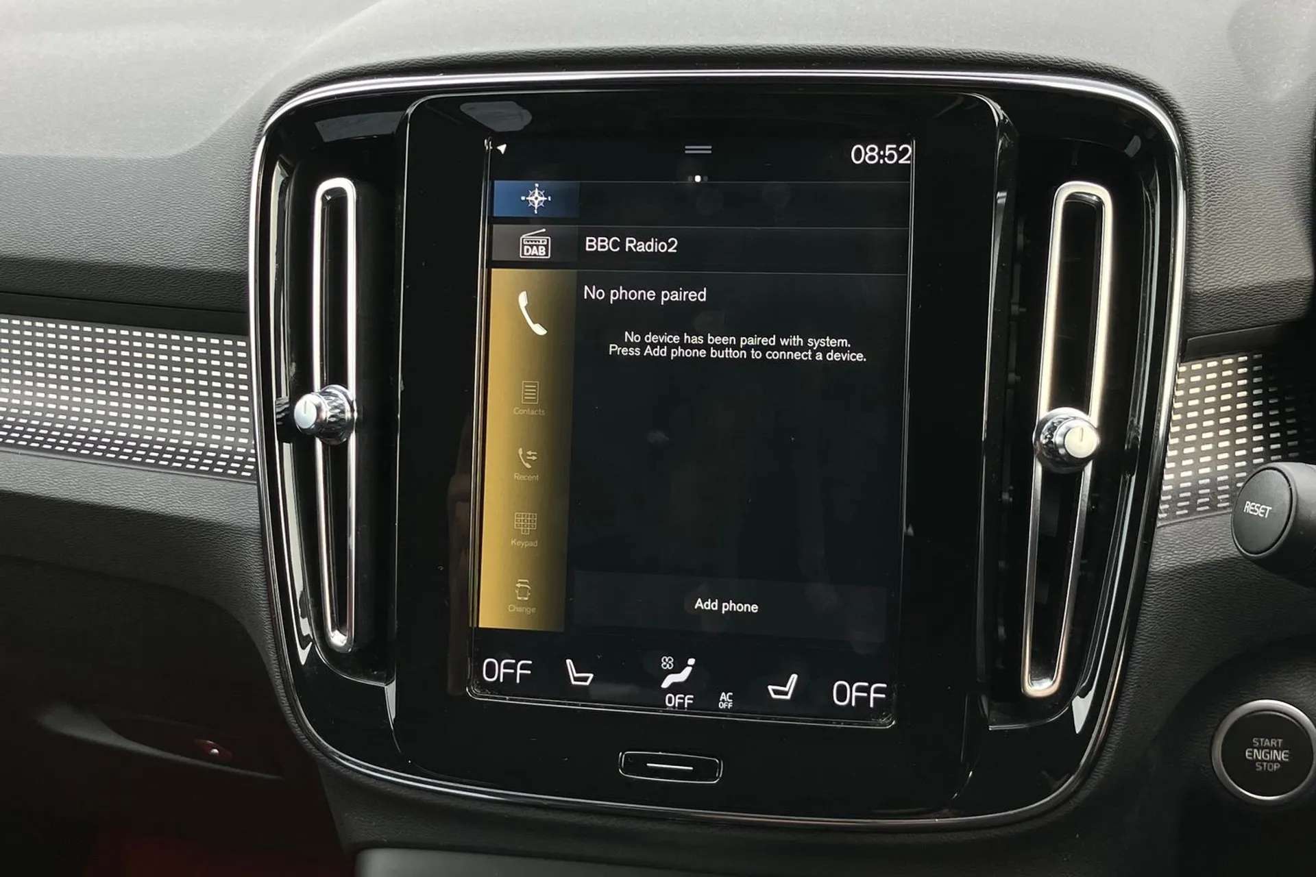 2020 VOLVO XC40 2020 VOLVO XC40
