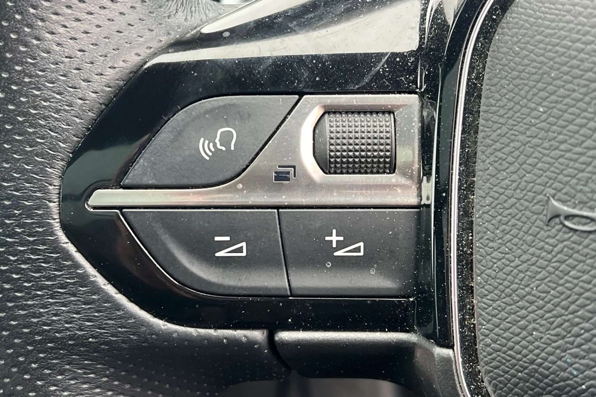 2019 PEUGEOT 3008 2019 PEUGEOT 3008