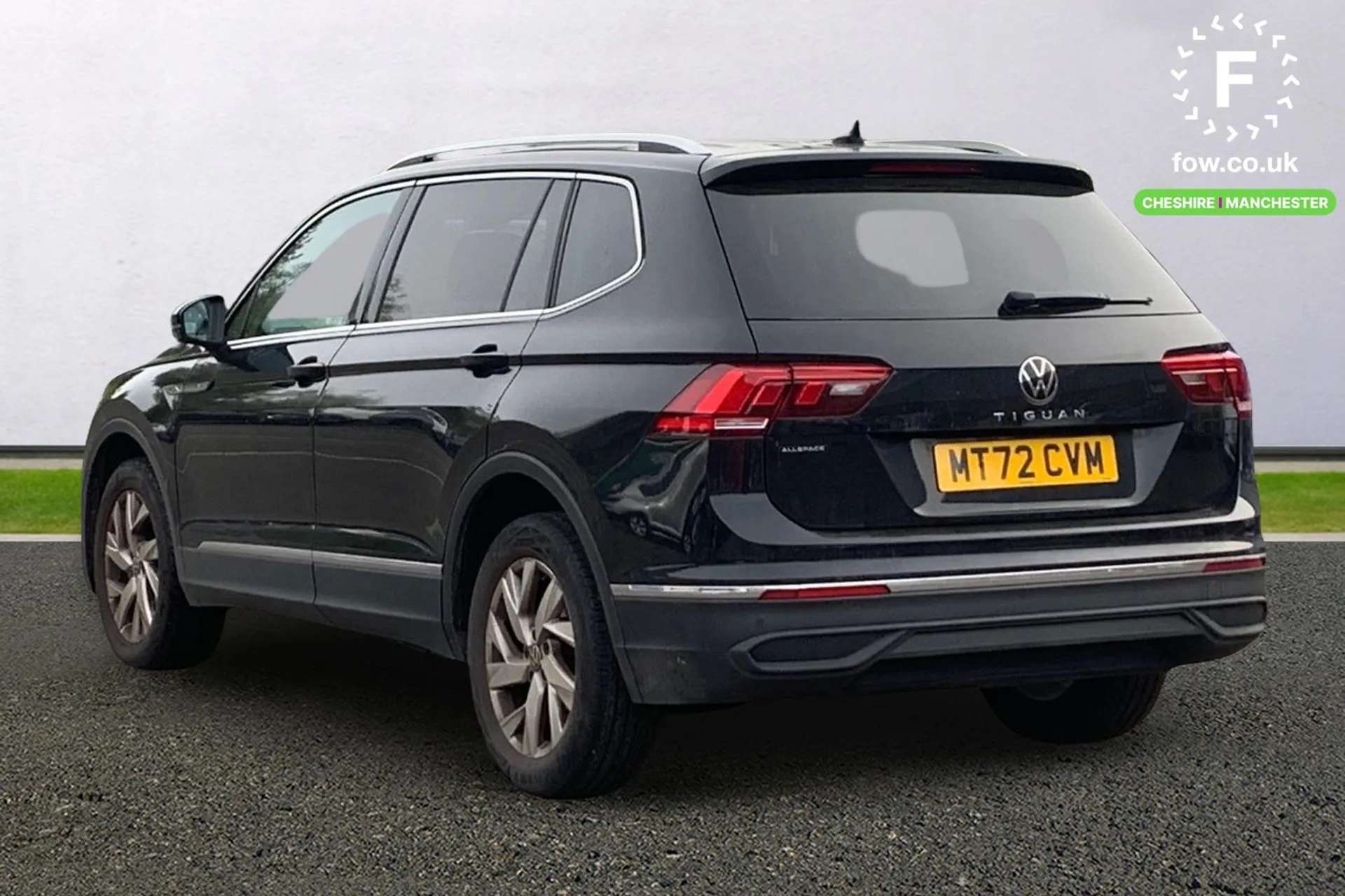 A 2022 VOLKSWAGEN TIGUAN ALLSPACE 1.5 TSI Life 5dr DSG [ Multifunction front facing camera , Mobile phone interface comfort with inductive charging feature , Automatic headlight contro A 2022 VOLKSWAGEN TIGUAN ALLSPACE 1.5 TSI Life 5dr DSG [ Multifunction front facing camera , Mobile phone interface comfort with inductive charging feature , Automatic headlight contro