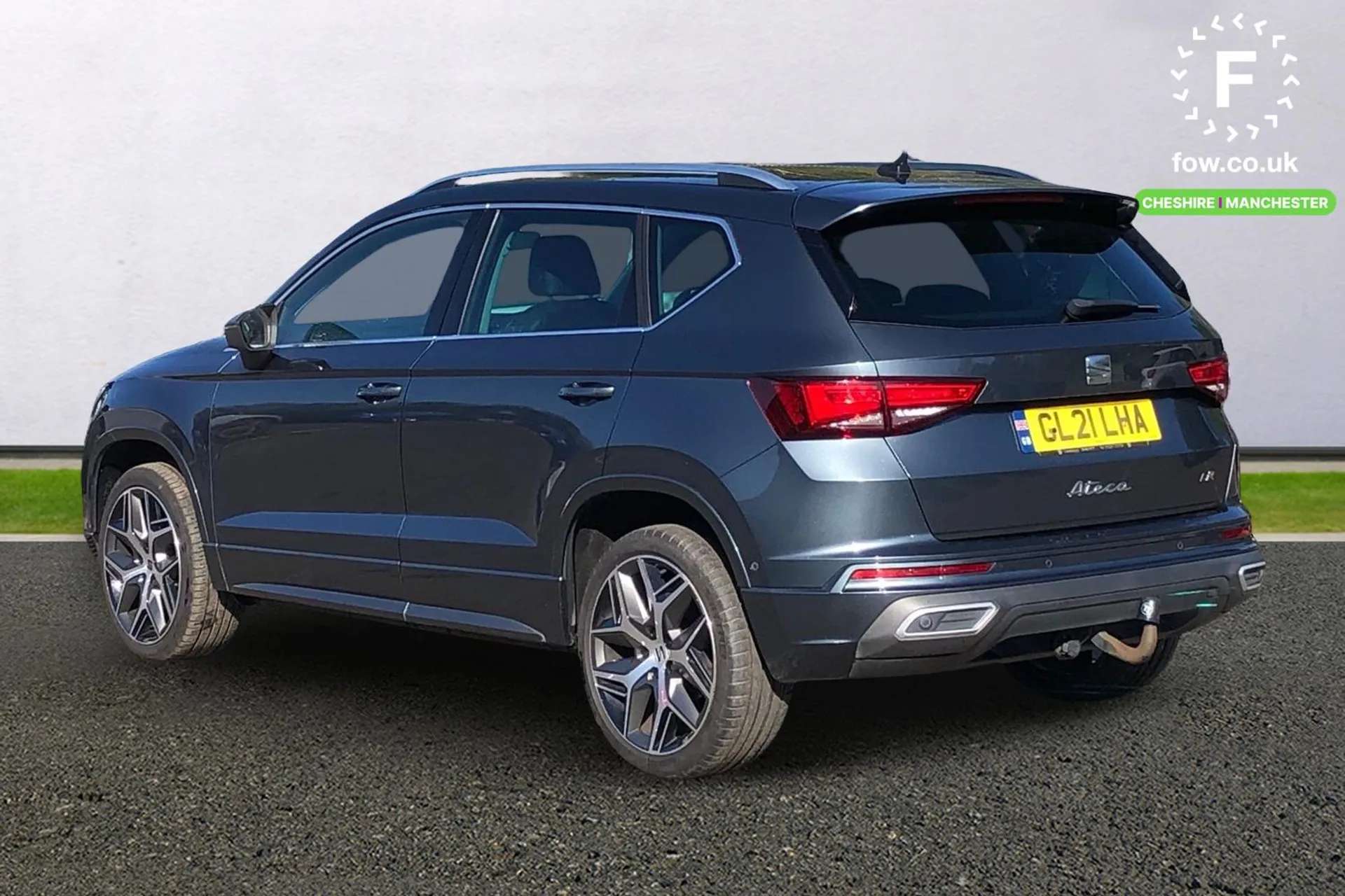A 2021 SEAT ATECA 2.0 TDI 150 FR Sport 5dr [ Wireless phone charger , Self parking functionality (includes front and rear parking sensors) , Convenience pack , Interior A 2021 SEAT ATECA 2.0 TDI 150 FR Sport 5dr [ Wireless phone charger , Self parking functionality (includes front and rear parking sensors) , Convenience pack , Interior
