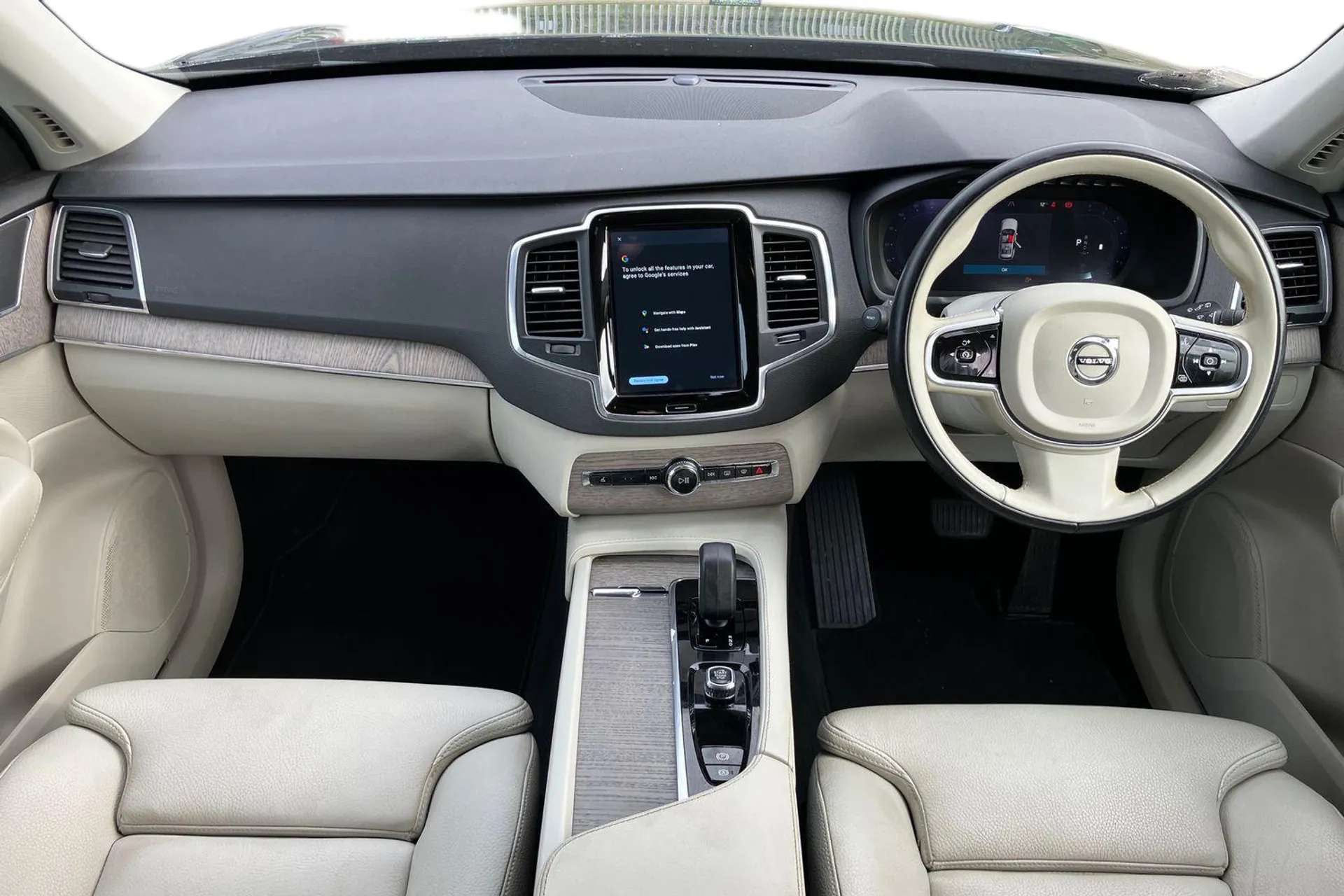 2022 VOLVO XC90 2022 VOLVO XC90