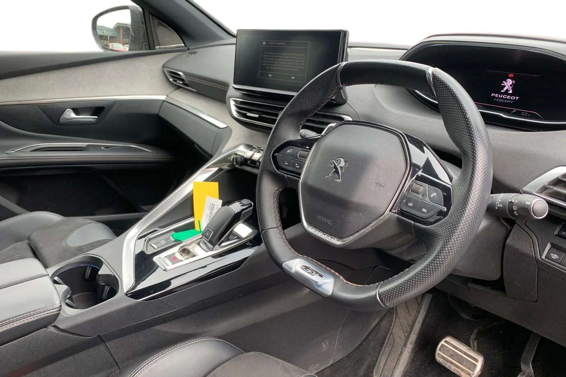 2022 PEUGEOT 5008 2022 PEUGEOT 5008