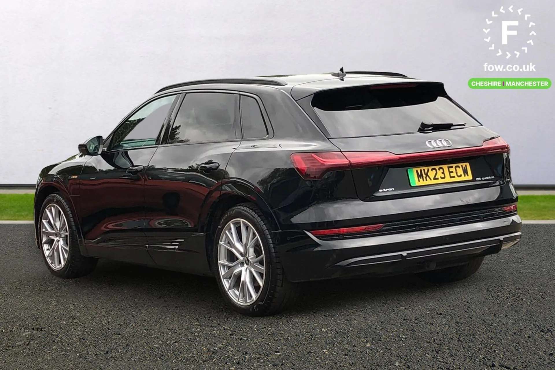 A 2023 AUDI E-TRON 300kW 55 Quattro 95kWh Black Edition 5dr Auto [ Parking system plus with 360 degree sensors and function on demand preparation , Rear view camera , Po A 2023 AUDI E-TRON 300kW 55 Quattro 95kWh Black Edition 5dr Auto [ Parking system plus with 360 degree sensors and function on demand preparation , Rear view camera , Po