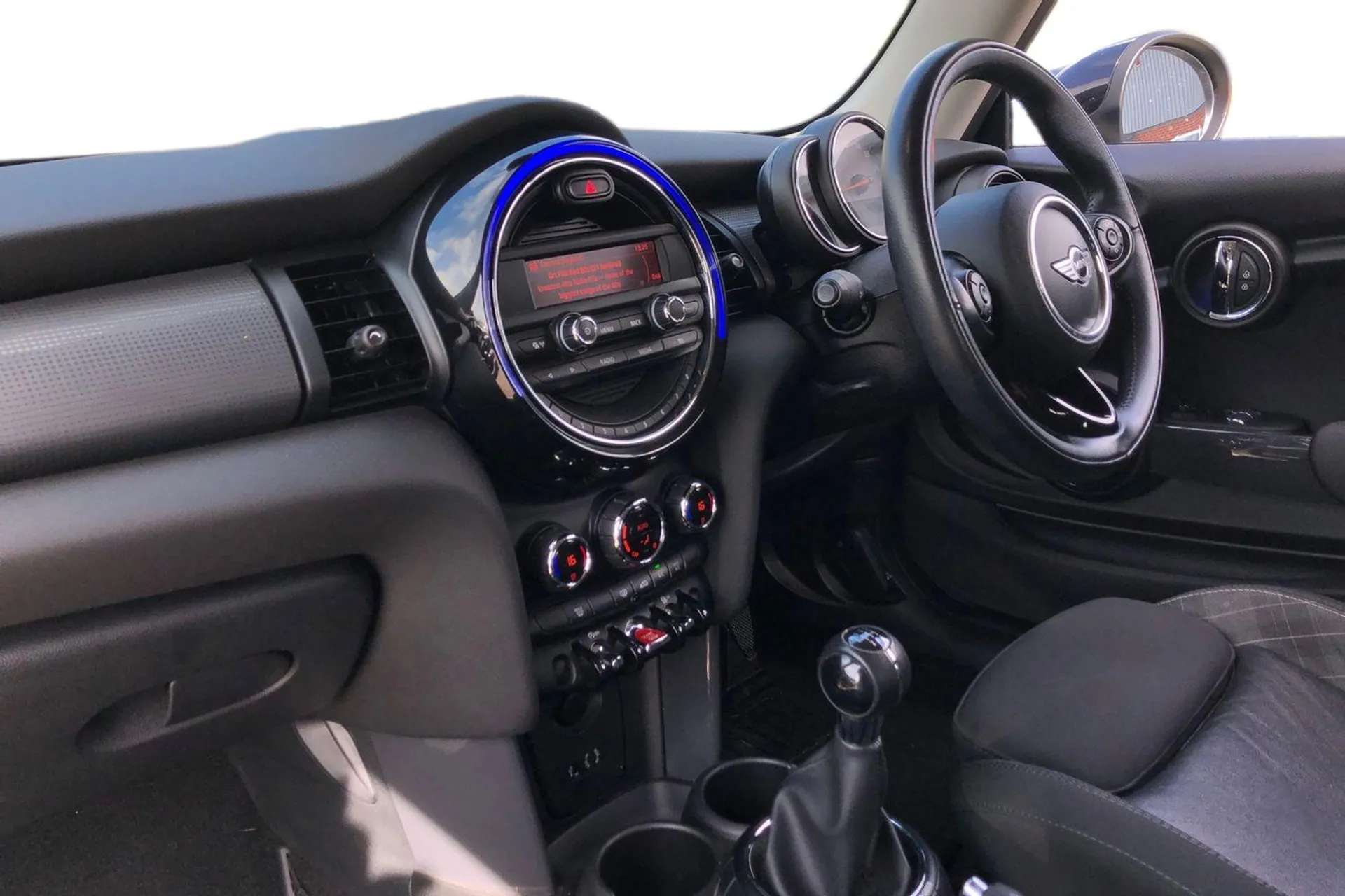 2017 MINI HATCH 2017 MINI HATCH