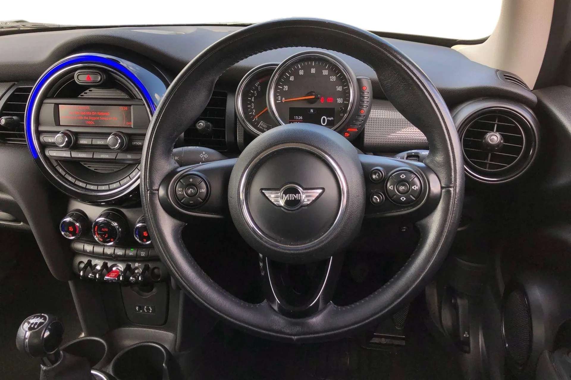 2017 MINI HATCH 2017 MINI HATCH