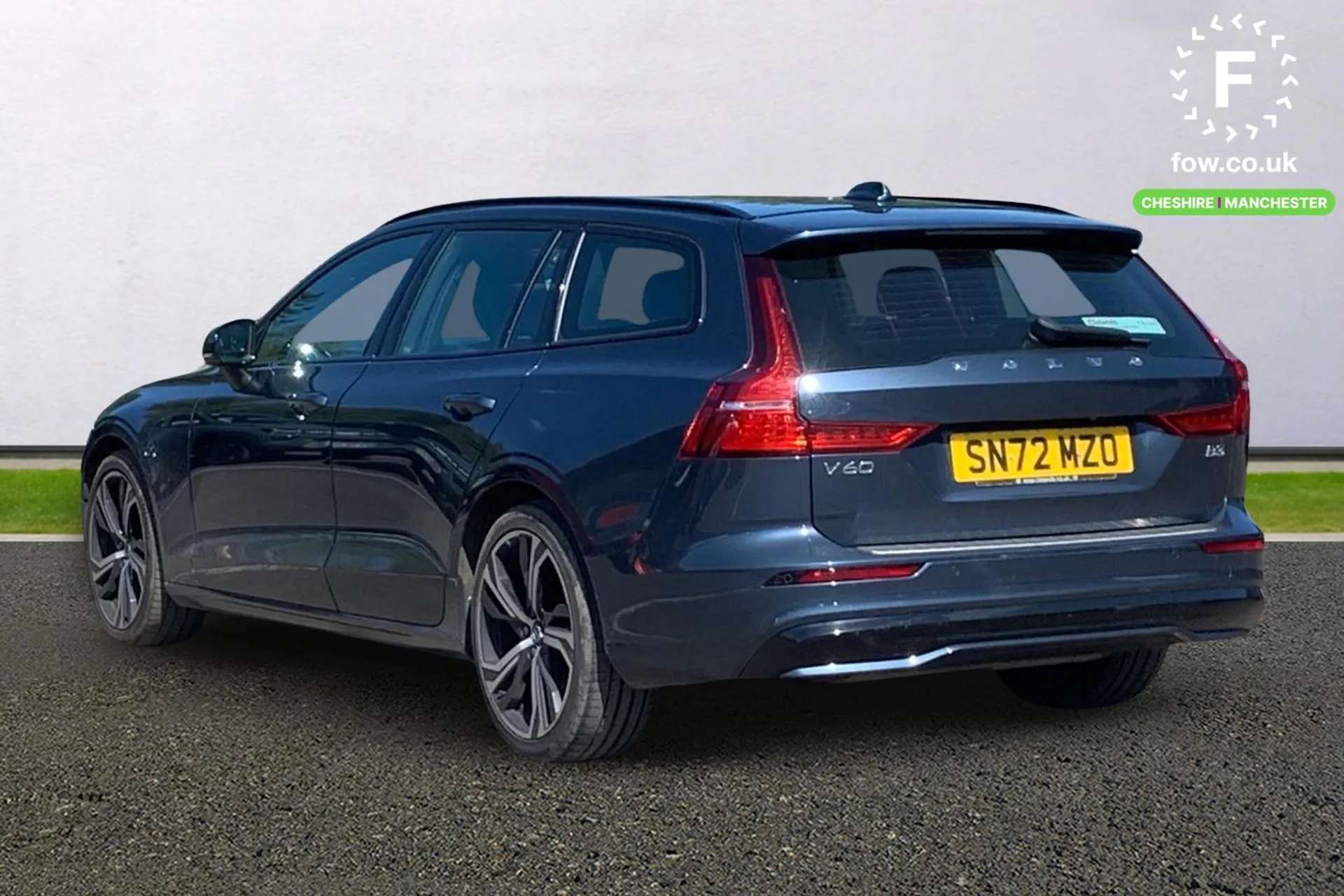 2022 VOLVO V60 2022 VOLVO V60