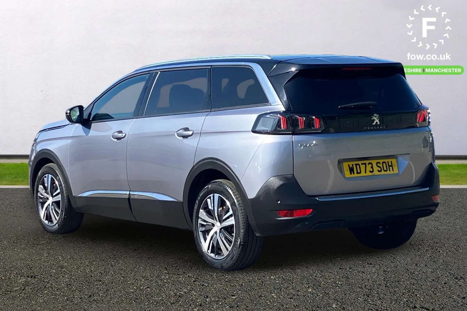 2024 PEUGEOT 5008 2024 PEUGEOT 5008