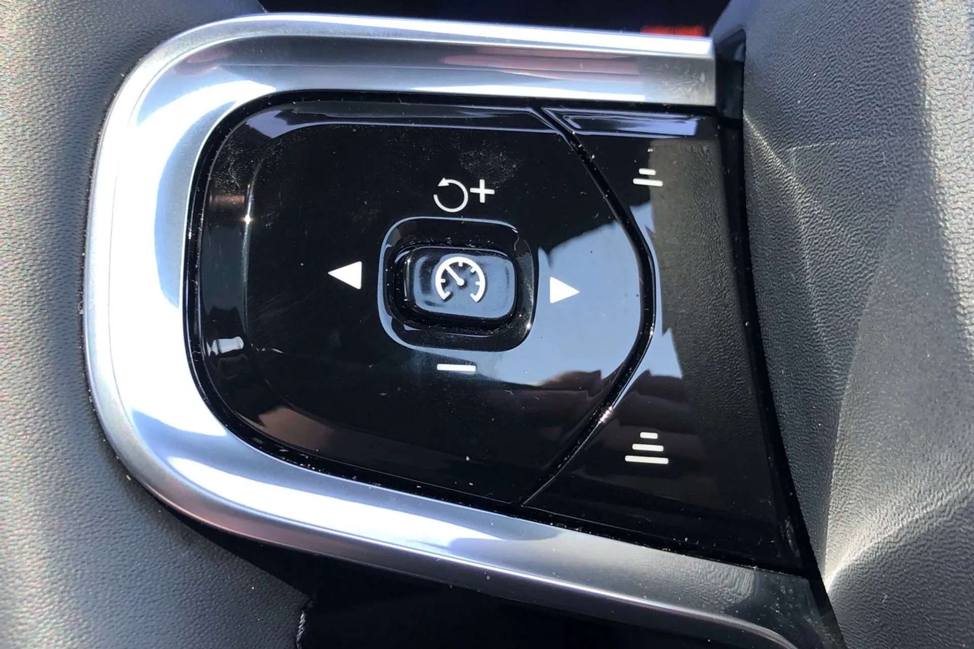 2024 POLESTAR 2 2024 POLESTAR 2