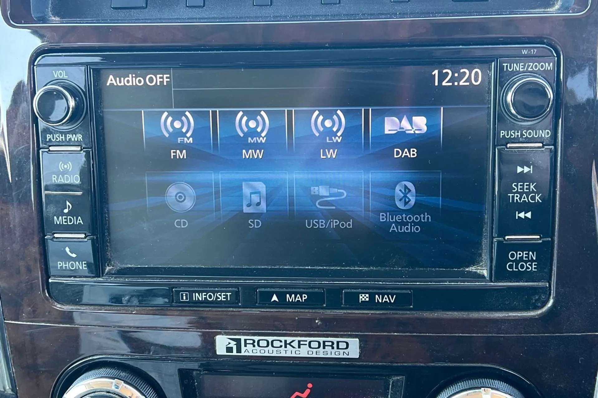 2017 MITSUBISHI SHOGUN 2017 MITSUBISHI SHOGUN