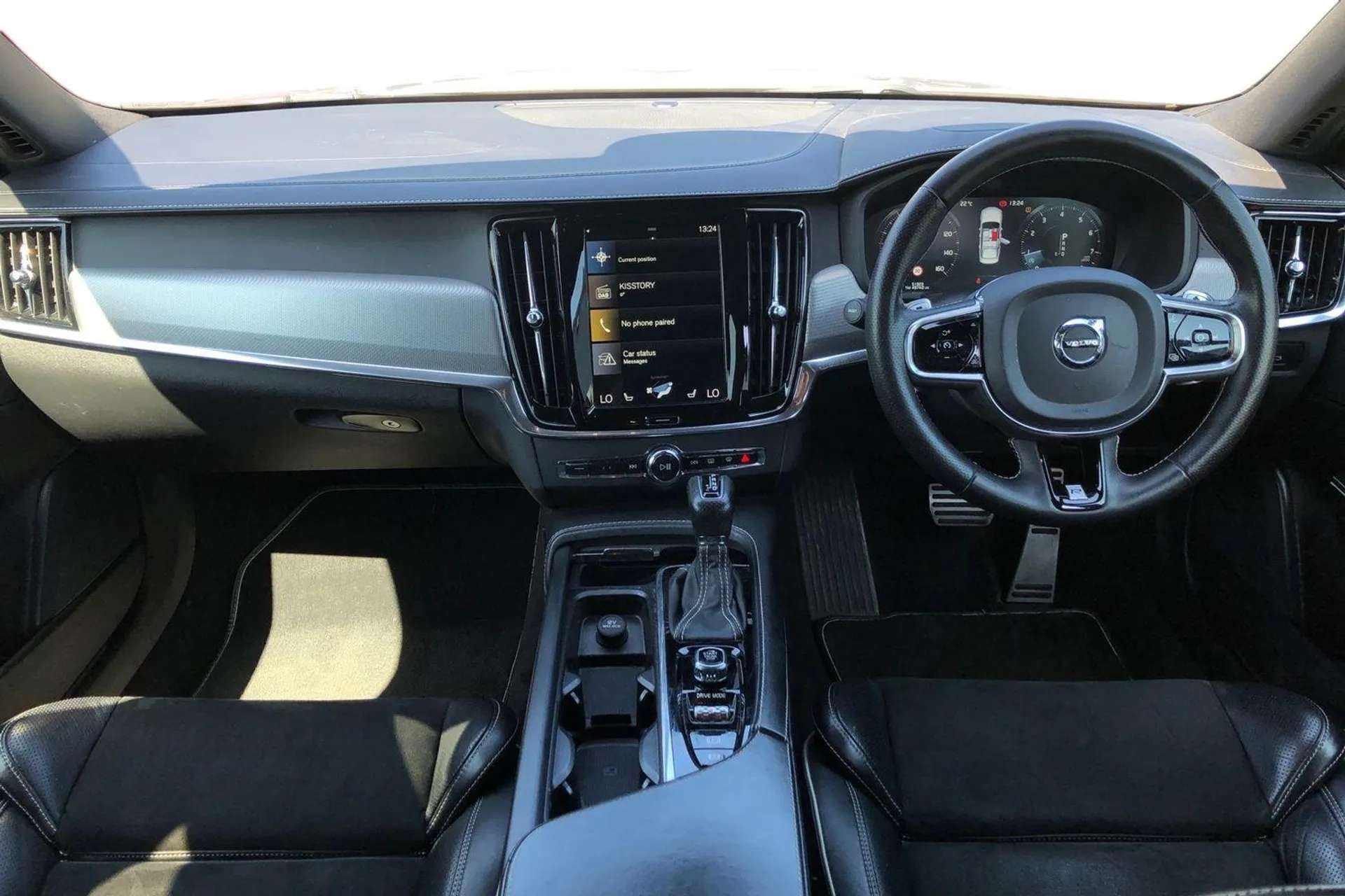2018 VOLVO S90 2018 VOLVO S90
