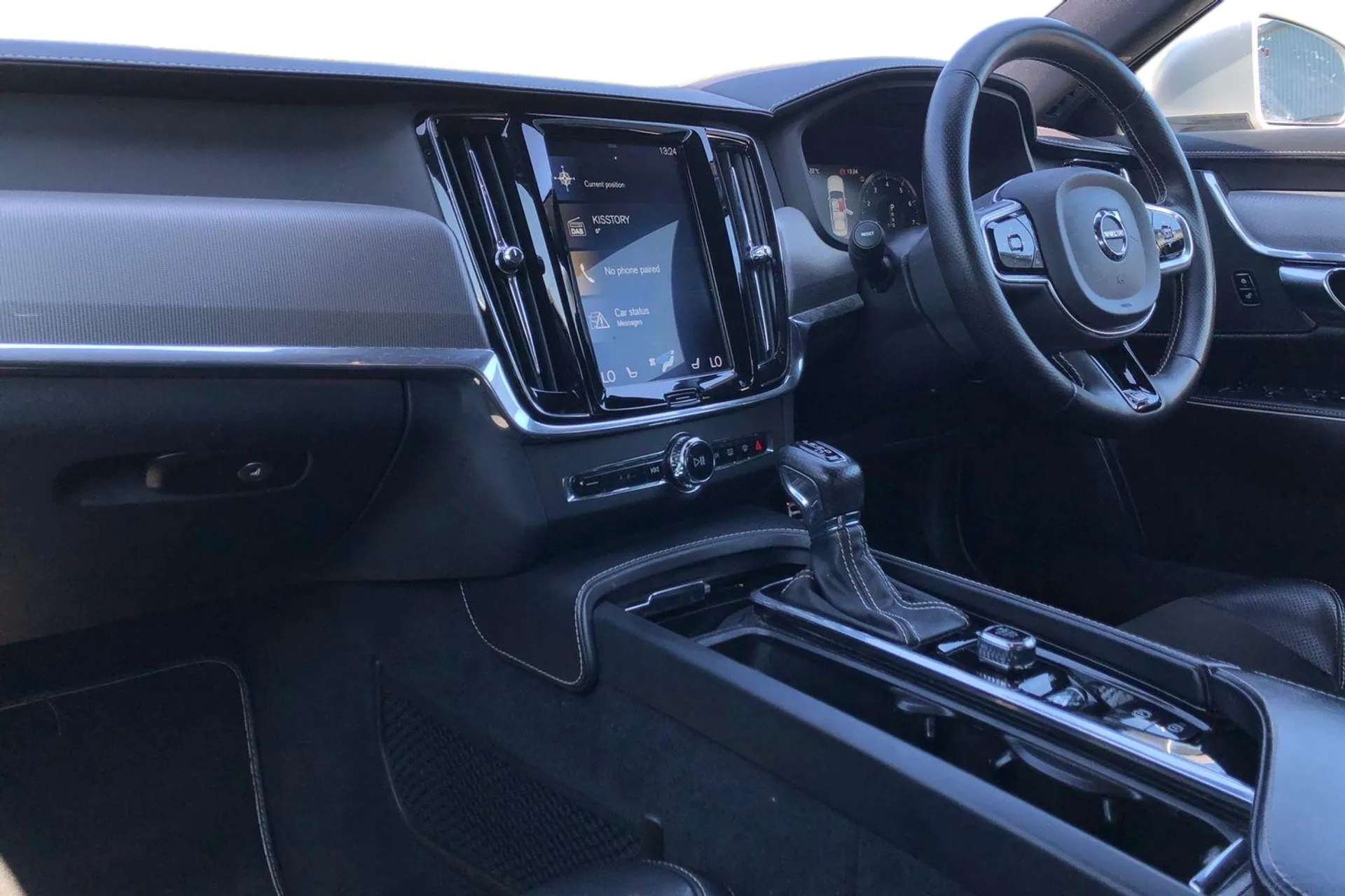 2018 VOLVO S90 2018 VOLVO S90