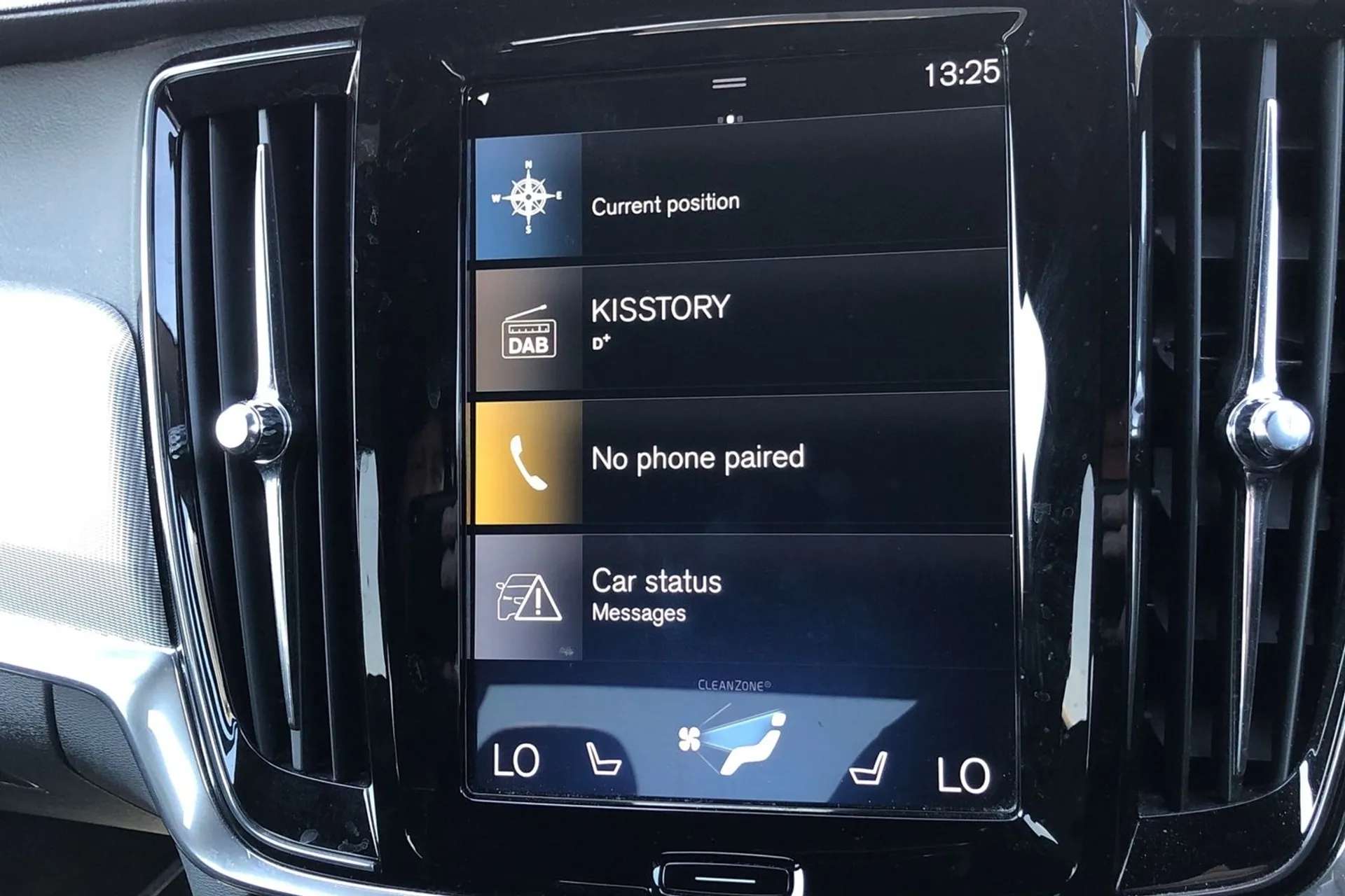2018 VOLVO S90 2018 VOLVO S90