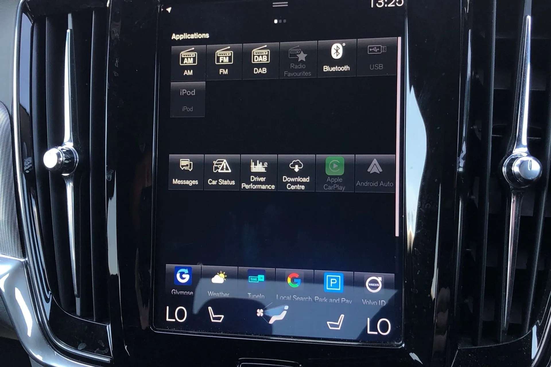 2018 VOLVO S90 2018 VOLVO S90