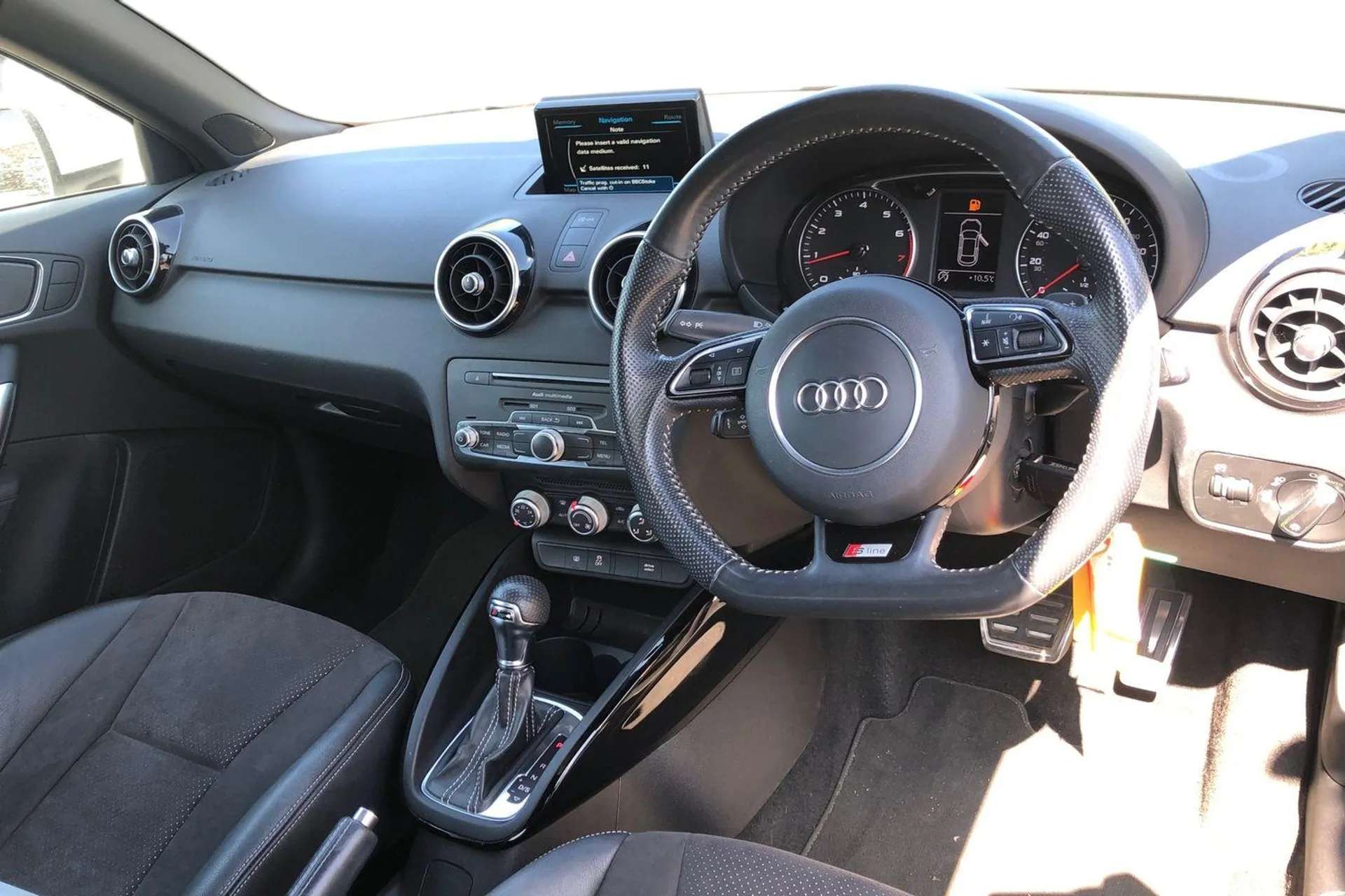 2017 AUDI A1 2017 AUDI A1