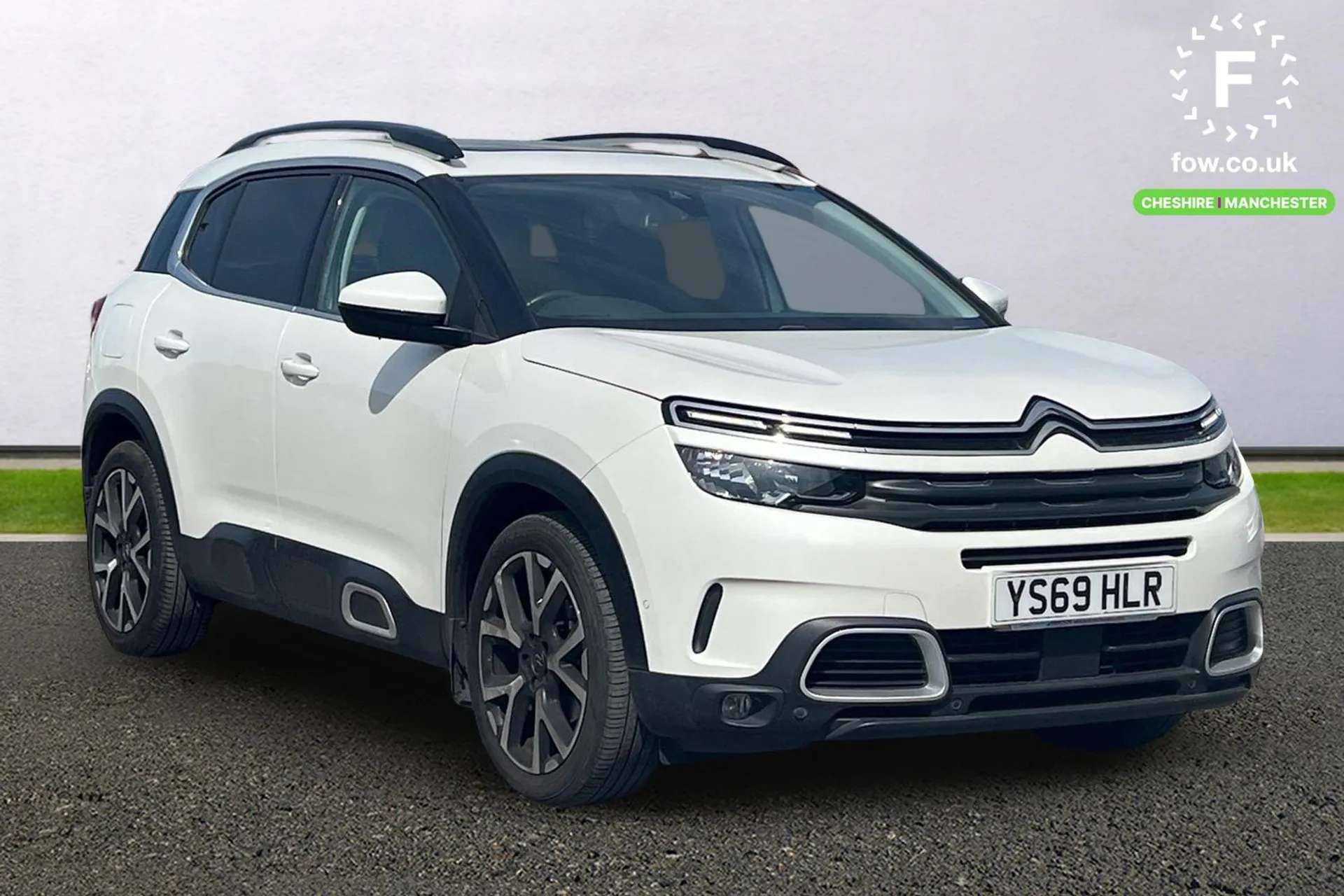 A 2019 CITROEN C5 AIRCROSS 1.6 PureTech 180 Flair Plus 5dr EAT8 [Active blind spot monitoring system, Extended traffic sign recognition and recommendation, Electric, heated and A 2019 CITROEN C5 AIRCROSS 1.6 PureTech 180 Flair Plus 5dr EAT8 [Active blind spot monitoring system, Extended traffic sign recognition and recommendation, Electric, heated and