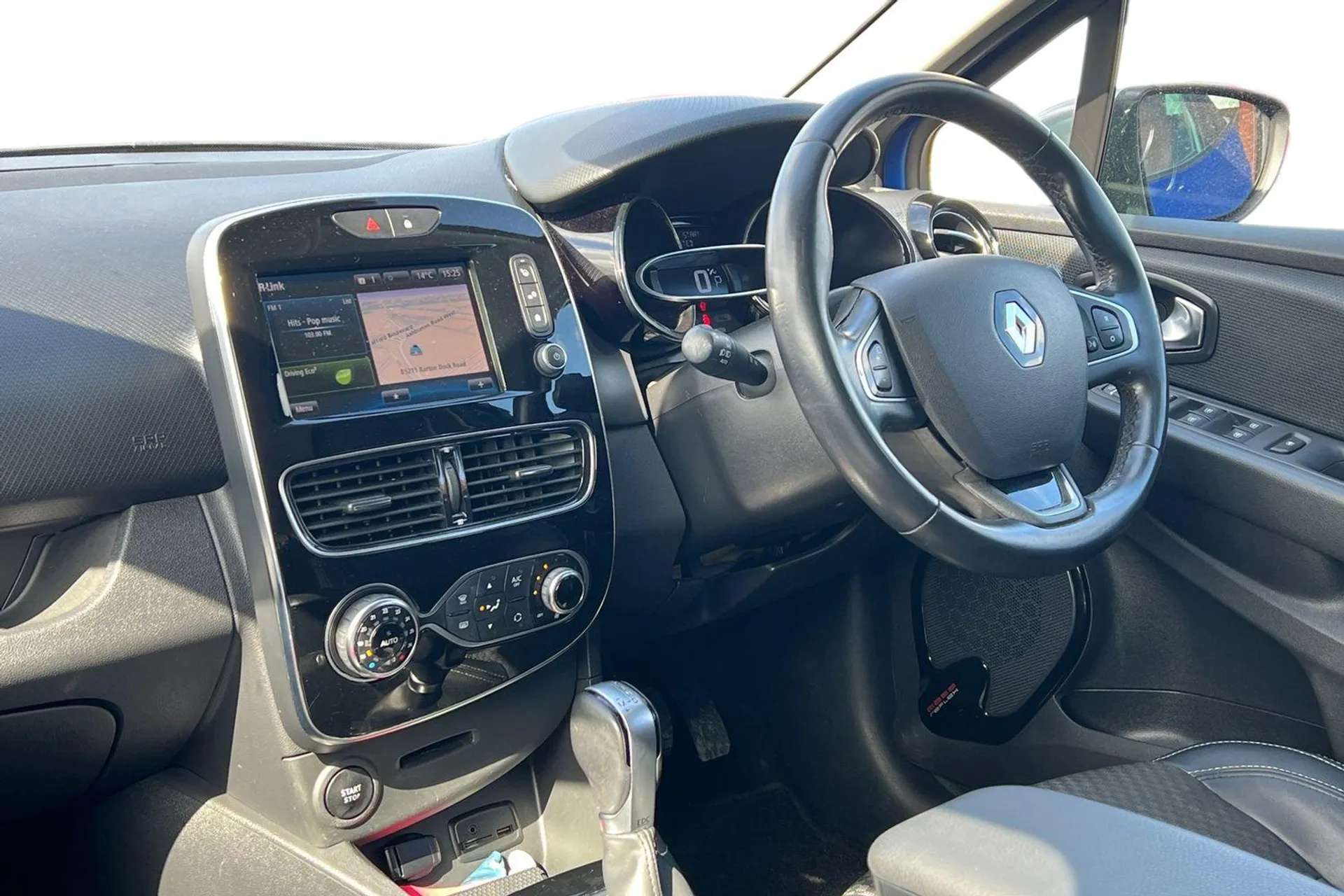2018 RENAULT CLIO 2018 RENAULT CLIO
