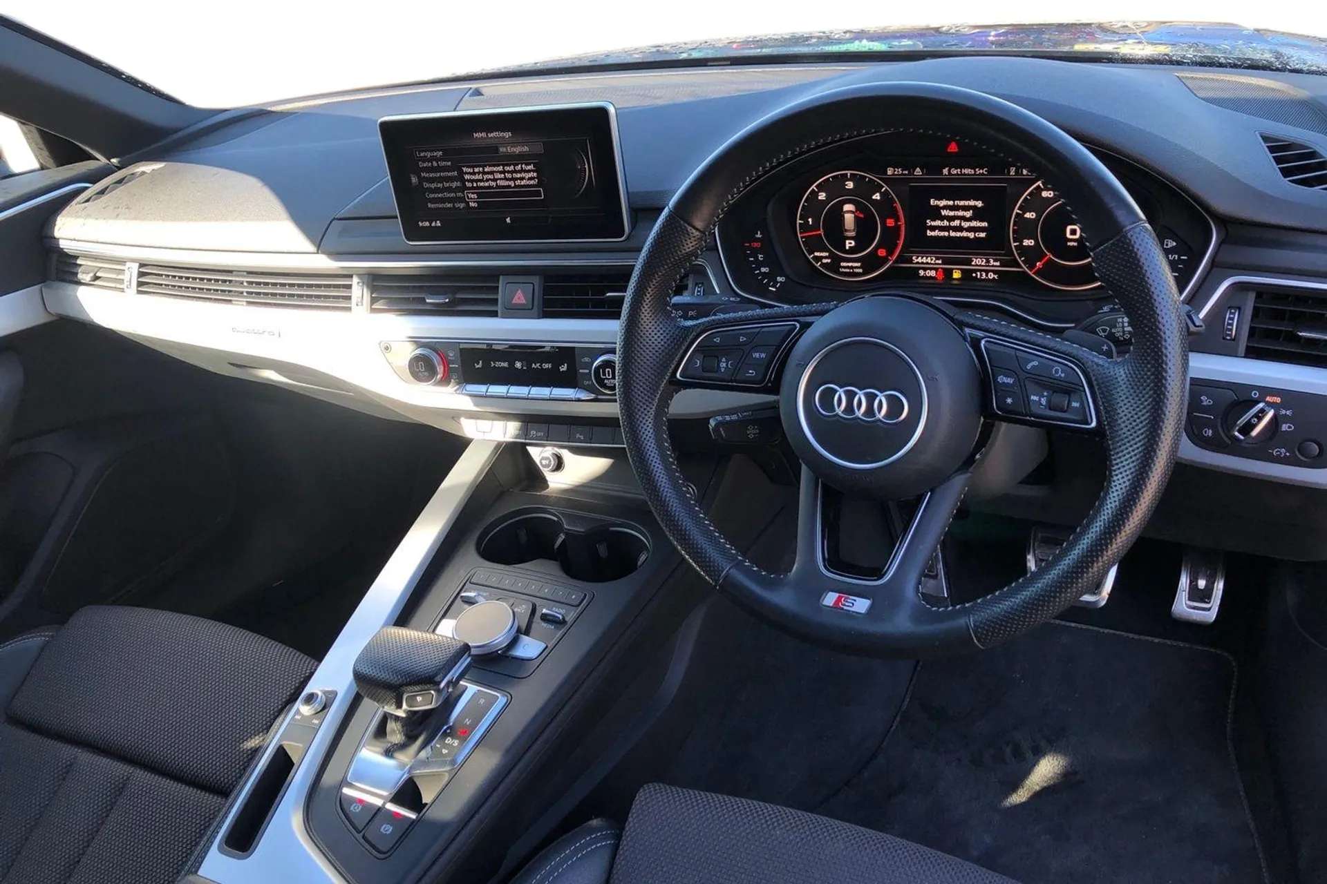 2016 AUDI A4 2016 AUDI A4