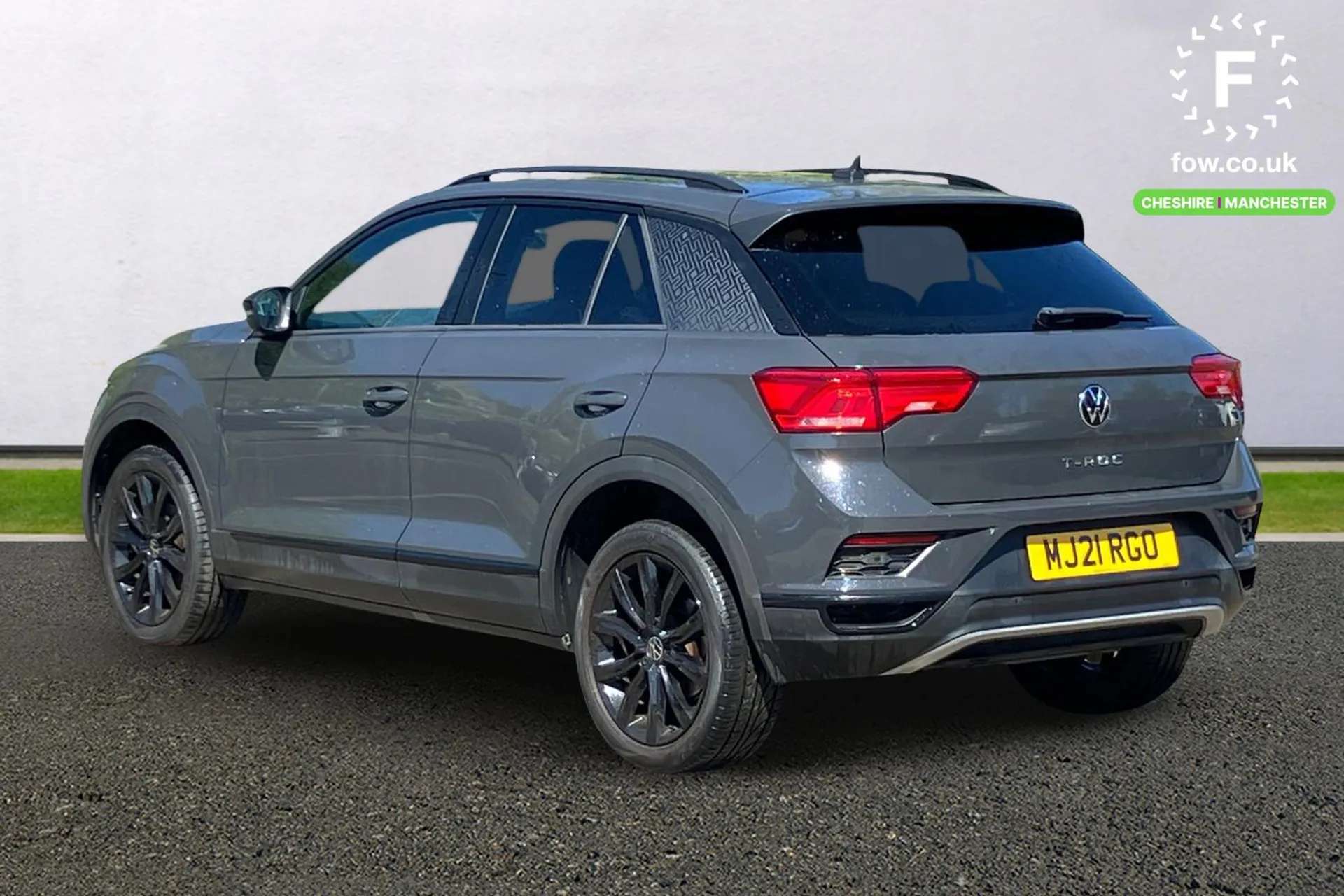 A 2021 VOLKSWAGEN T-ROC 1.5 TSI EVO Black Edition 5dr DSG [ Multifunction camera , SMS functionality - read, compose and send SMS messages using touch-screen display , Black A 2021 VOLKSWAGEN T-ROC 1.5 TSI EVO Black Edition 5dr DSG [ Multifunction camera , SMS functionality - read, compose and send SMS messages using touch-screen display , Black