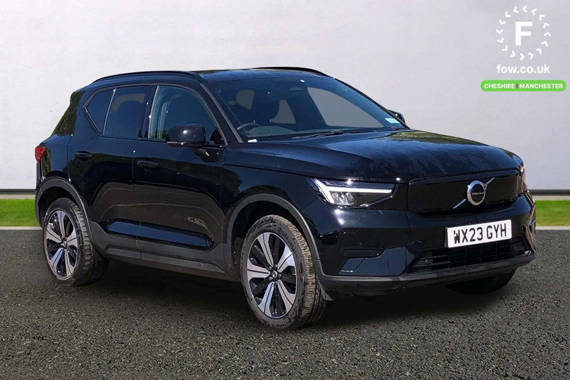 A 2023 VOLVO XC40 170kW Recharge Core 69kWh 5dr Auto [ Power operated tailgate , Rear park assist , Wireless/Inductive Mobile Phone Charging , 19" 5 Double Spoke diamon A 2023 VOLVO XC40 170kW Recharge Core 69kWh 5dr Auto [ Power operated tailgate , Rear park assist , Wireless/Inductive Mobile Phone Charging , 19" 5 Double Spoke diamon