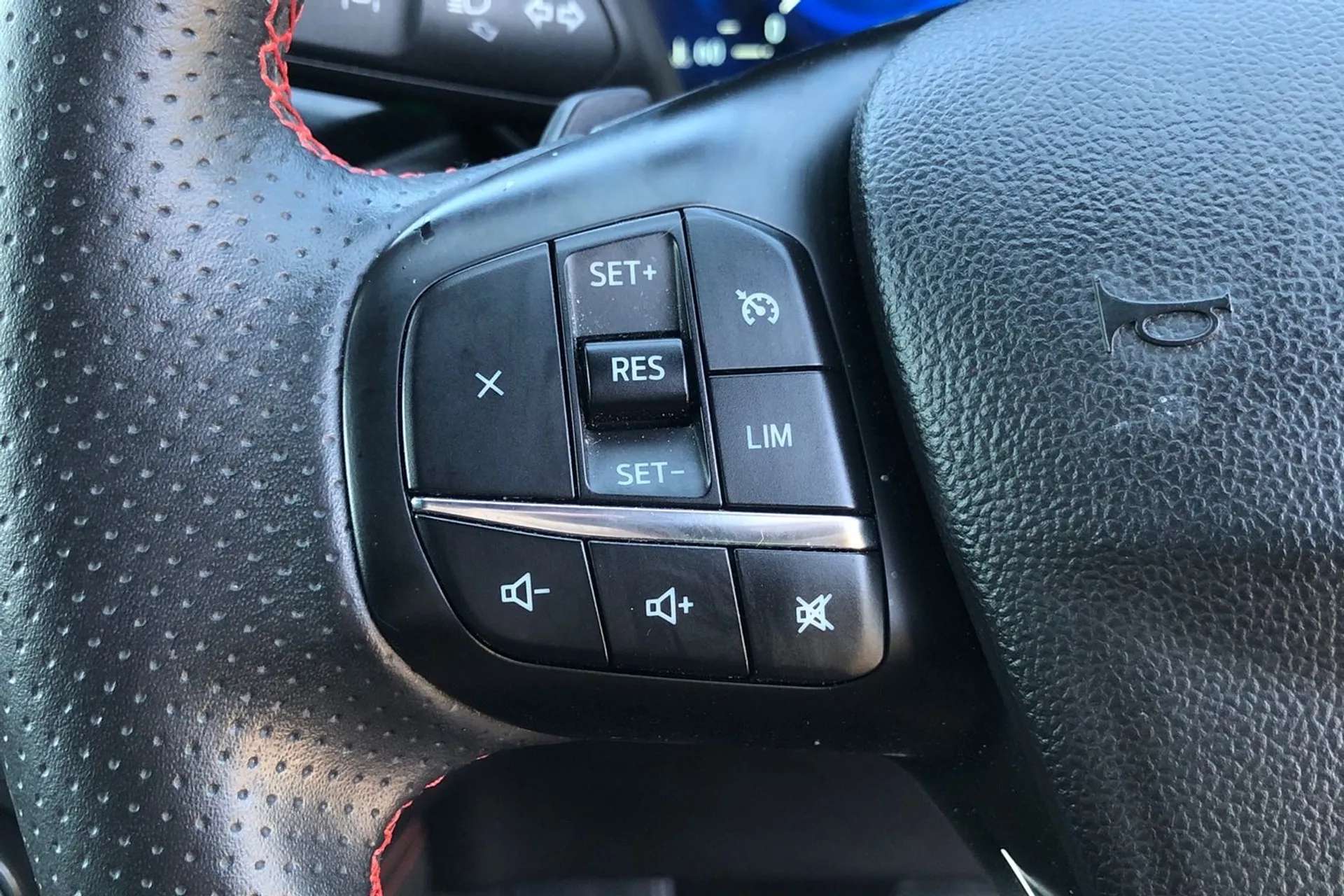 2021 FORD KUGA 2021 FORD KUGA