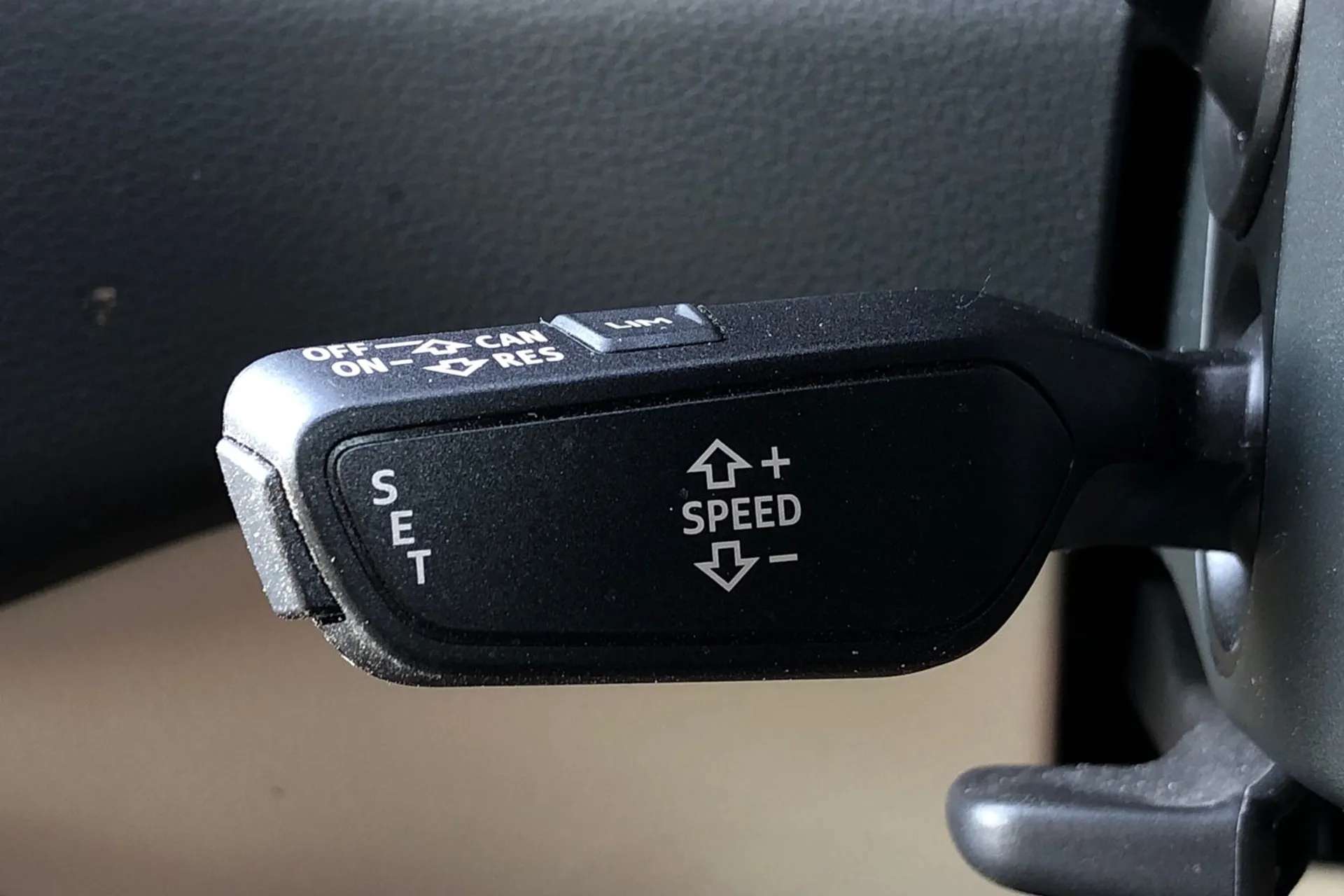 2021 AUDI A6 2021 AUDI A6