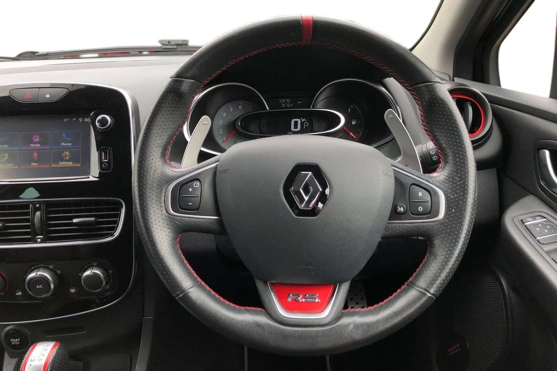2017 RENAULT CLIO 2017 RENAULT CLIO