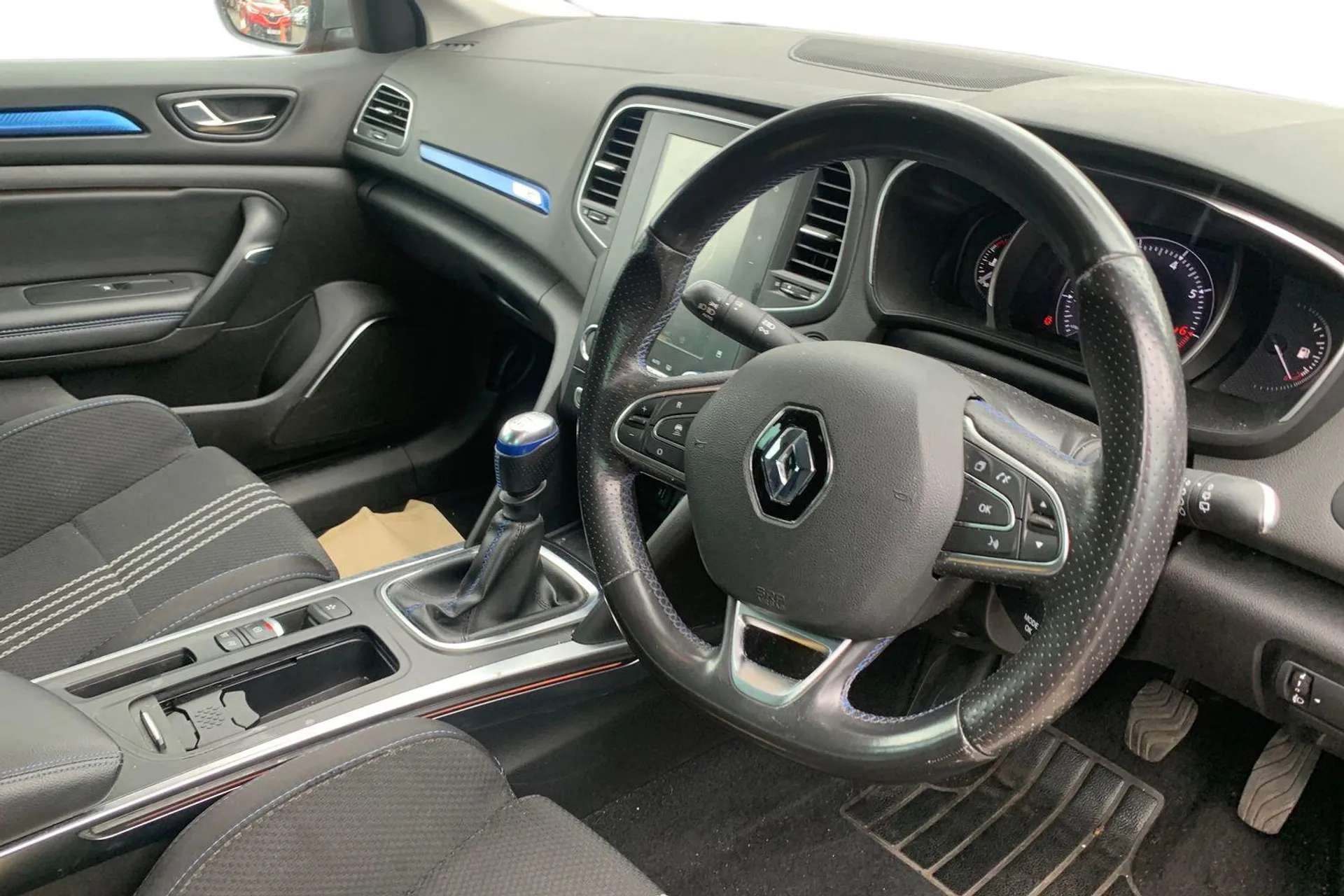 2019 RENAULT MEGANE 2019 RENAULT MEGANE