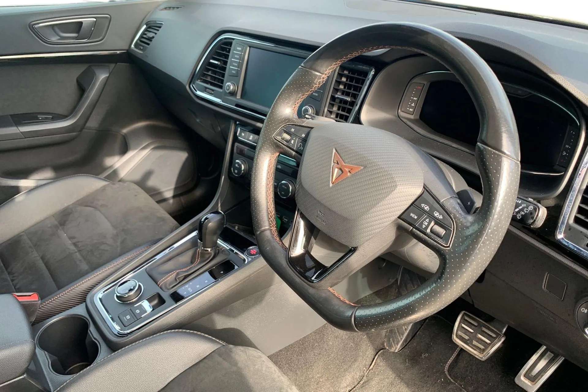 A 2019 SEAT CUPRA ATECA 2.0 TSI 5dr DSG 4Drive [Front assist city emergency braking and pedestrian protection, Park assist system with steering assist, Full LED headlights, C A 2019 SEAT CUPRA ATECA 2.0 TSI 5dr DSG 4Drive [Front assist city emergency braking and pedestrian protection, Park assist system with steering assist, Full LED headlights, C