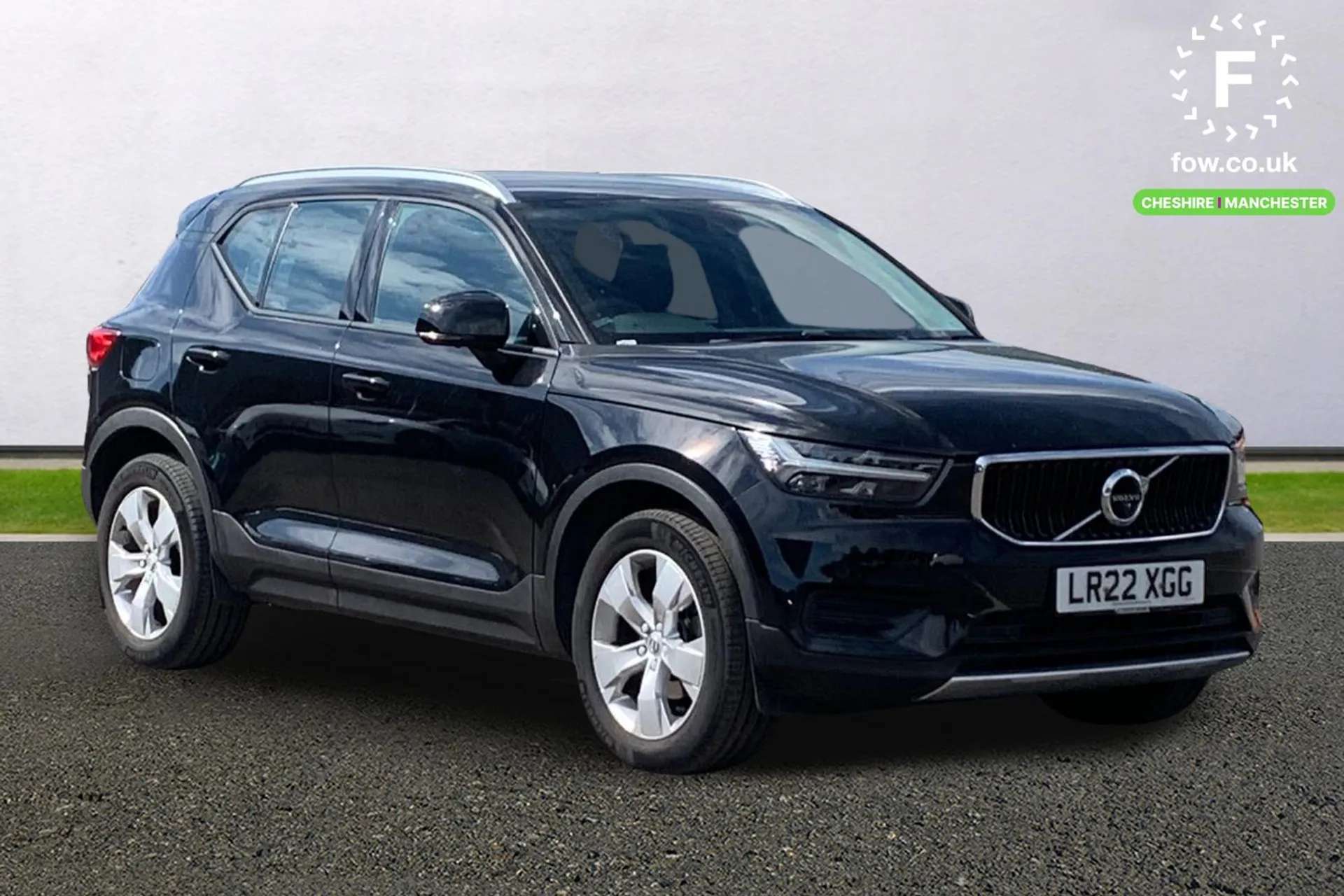 2022 VOLVO XC40 2022 VOLVO XC40