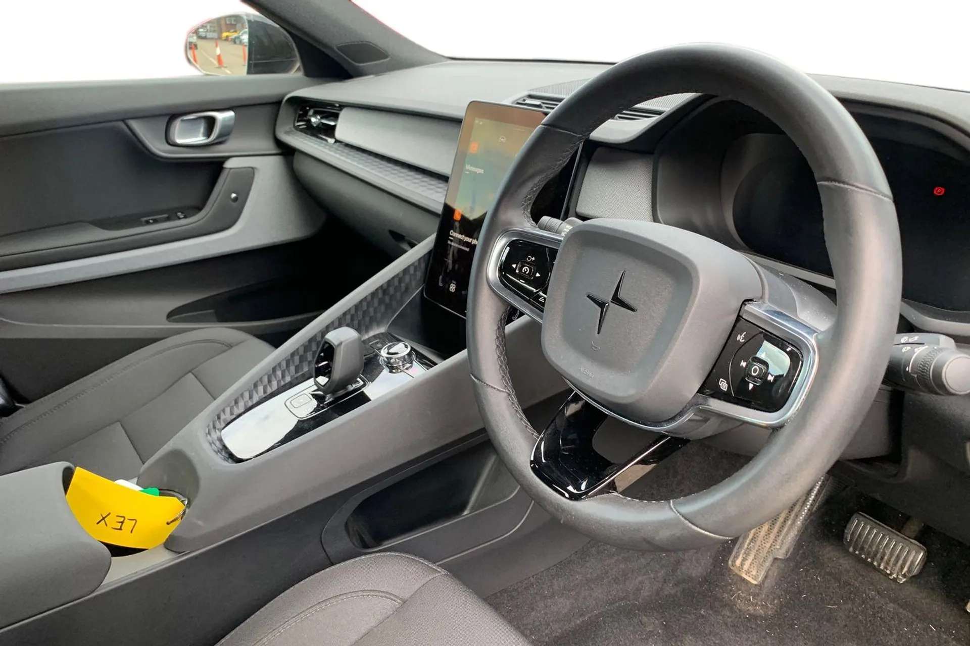 2023 POLESTAR 2 2023 POLESTAR 2