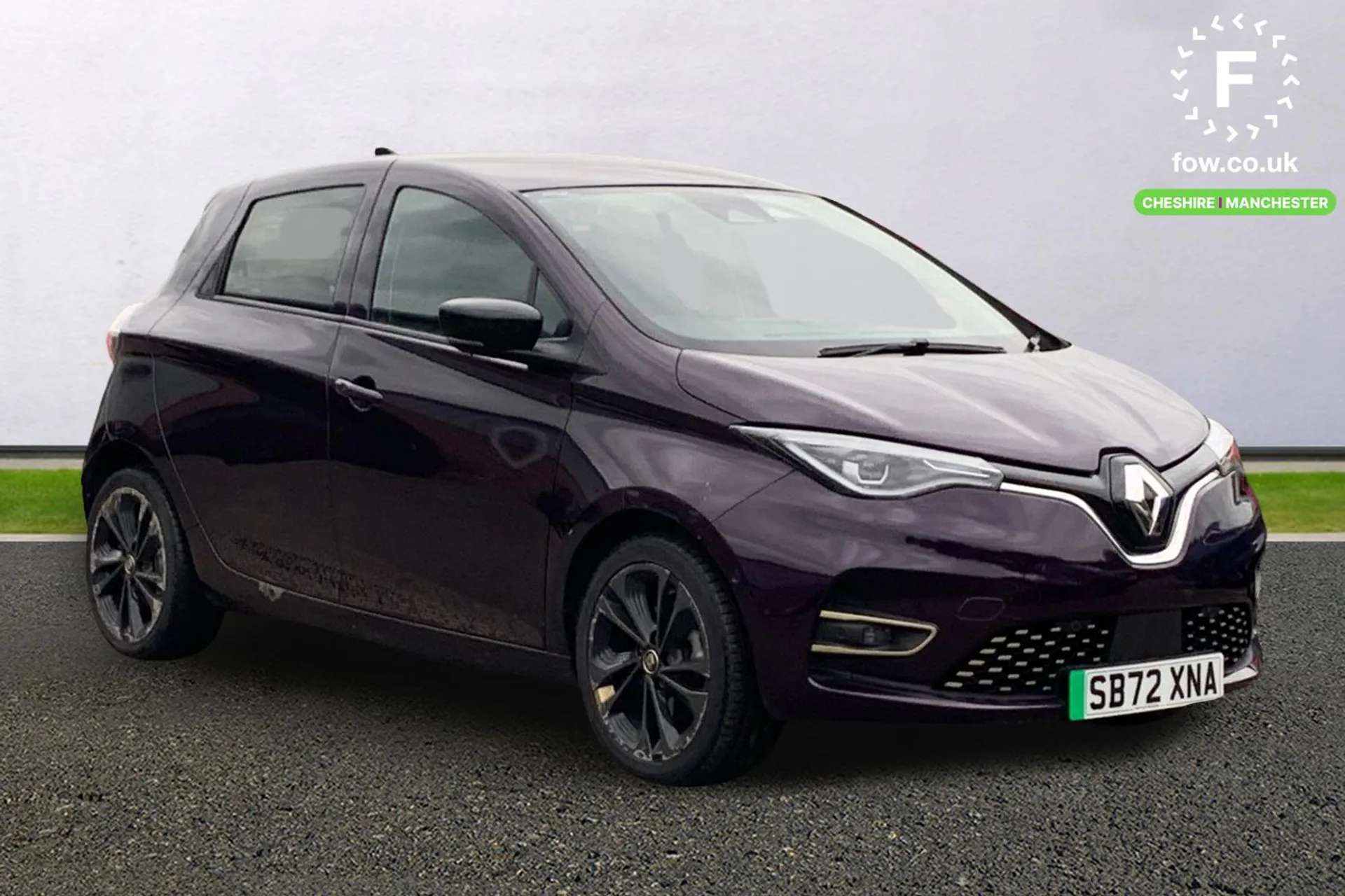 A 2023 RENAULT ZOE 100kW Iconic R135 50kWh Boost Charge 5dr Auto [ Rear view parking camera , Hands-free parking , Wireless phone charger , 17" Elington alloy wheels wit A 2023 RENAULT ZOE 100kW Iconic R135 50kWh Boost Charge 5dr Auto [ Rear view parking camera , Hands-free parking , Wireless phone charger , 17" Elington alloy wheels wit