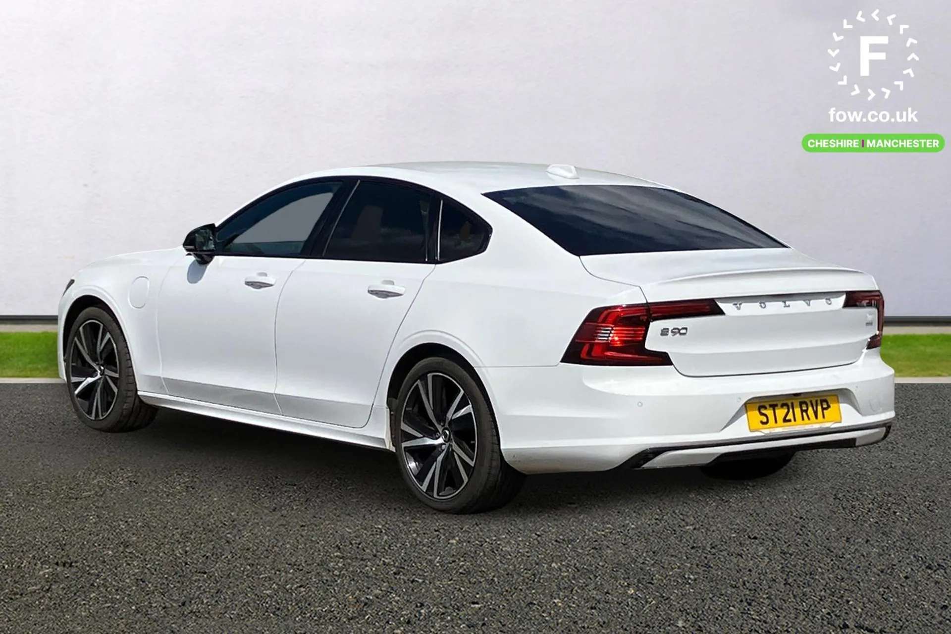 2021 VOLVO S90 2021 VOLVO S90