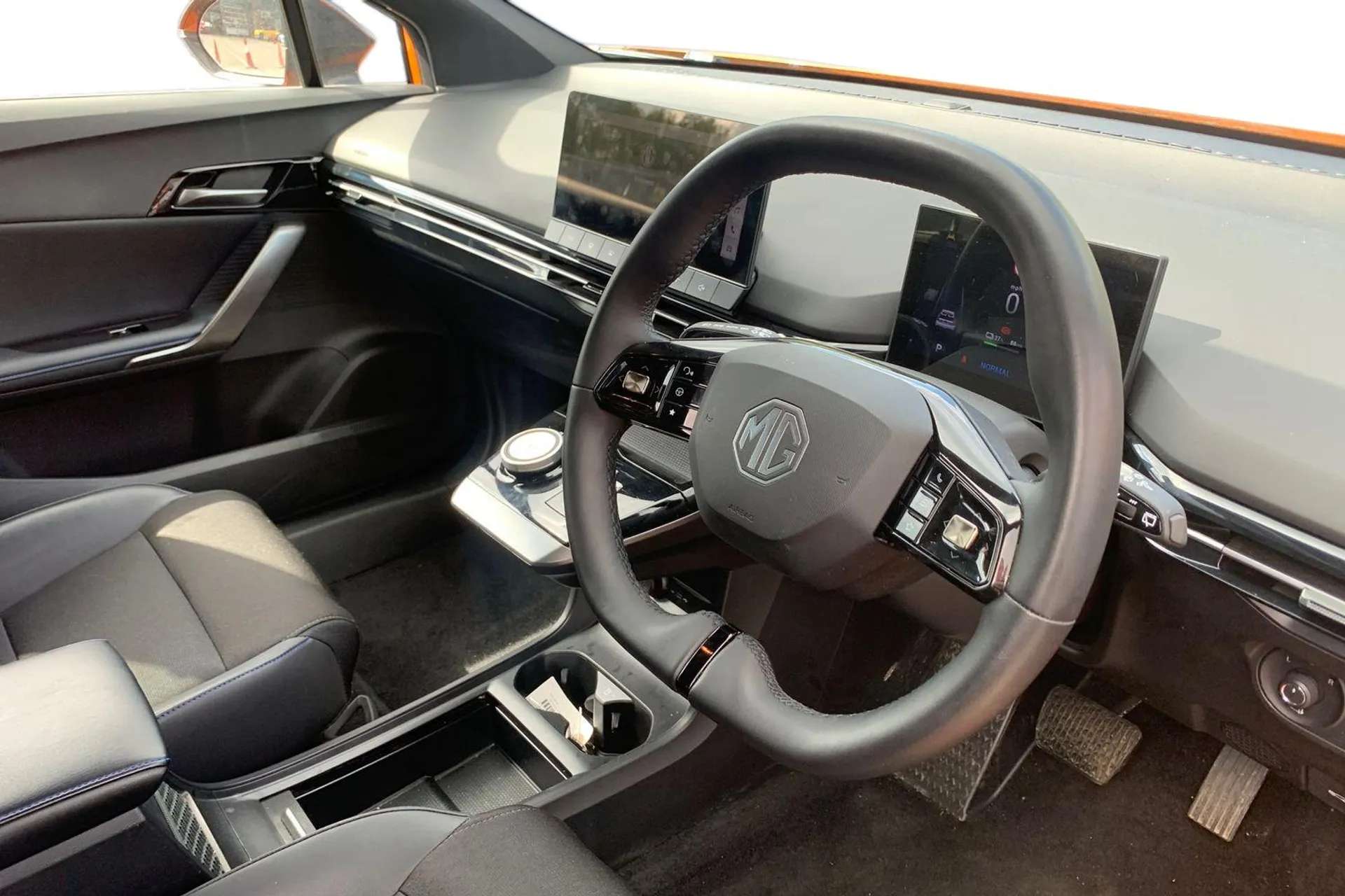 A 2024 MG MOTOR UK MG4 150kW Trophy EV Long Range 64kWh 5dr Auto [ Wireless Mobile Phone Charger , 360 degree parking camera , Heated front seats , 18" alloy wheels with low A 2024 MG MOTOR UK MG4 150kW Trophy EV Long Range 64kWh 5dr Auto [ Wireless Mobile Phone Charger , 360 degree parking camera , Heated front seats , 18" alloy wheels with low