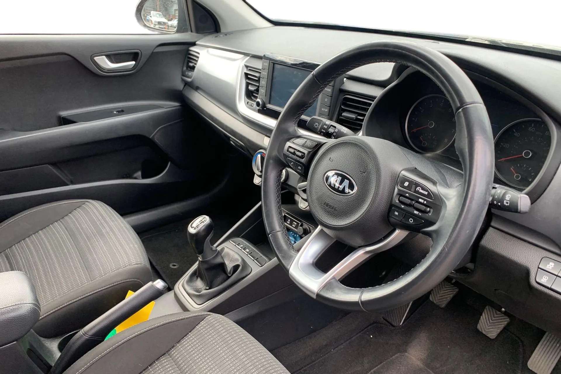 2020 KIA STONIC 2020 KIA STONIC