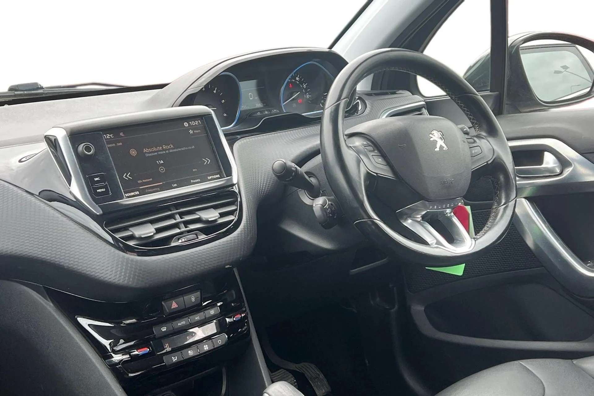 2018 PEUGEOT 2008 2018 PEUGEOT 2008
