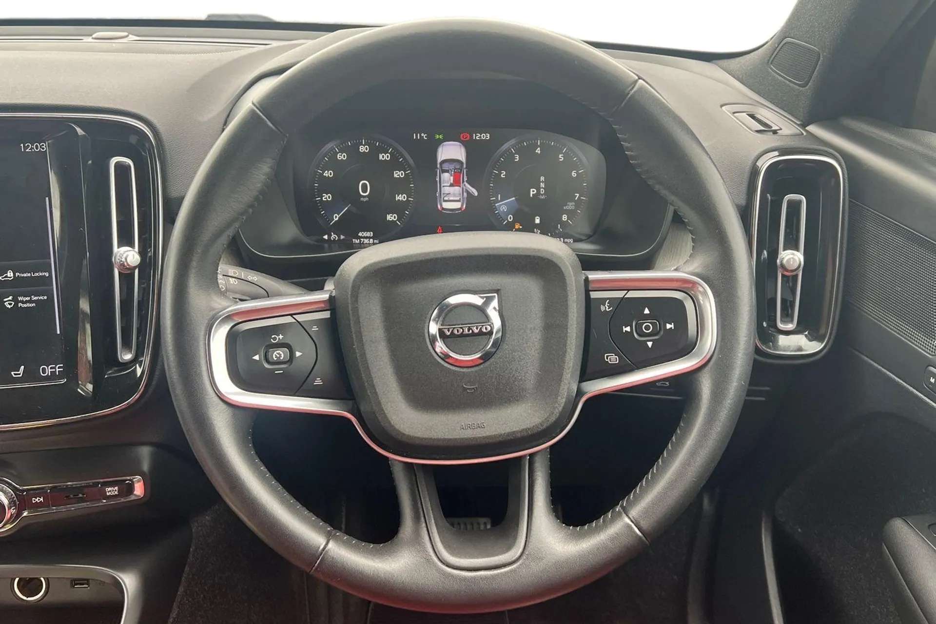 2020 VOLVO XC40 2020 VOLVO XC40