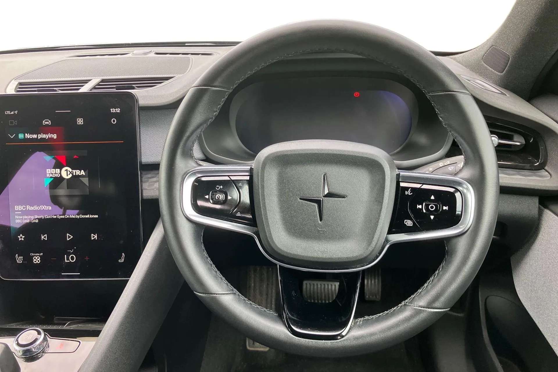2022 POLESTAR 2 2022 POLESTAR 2