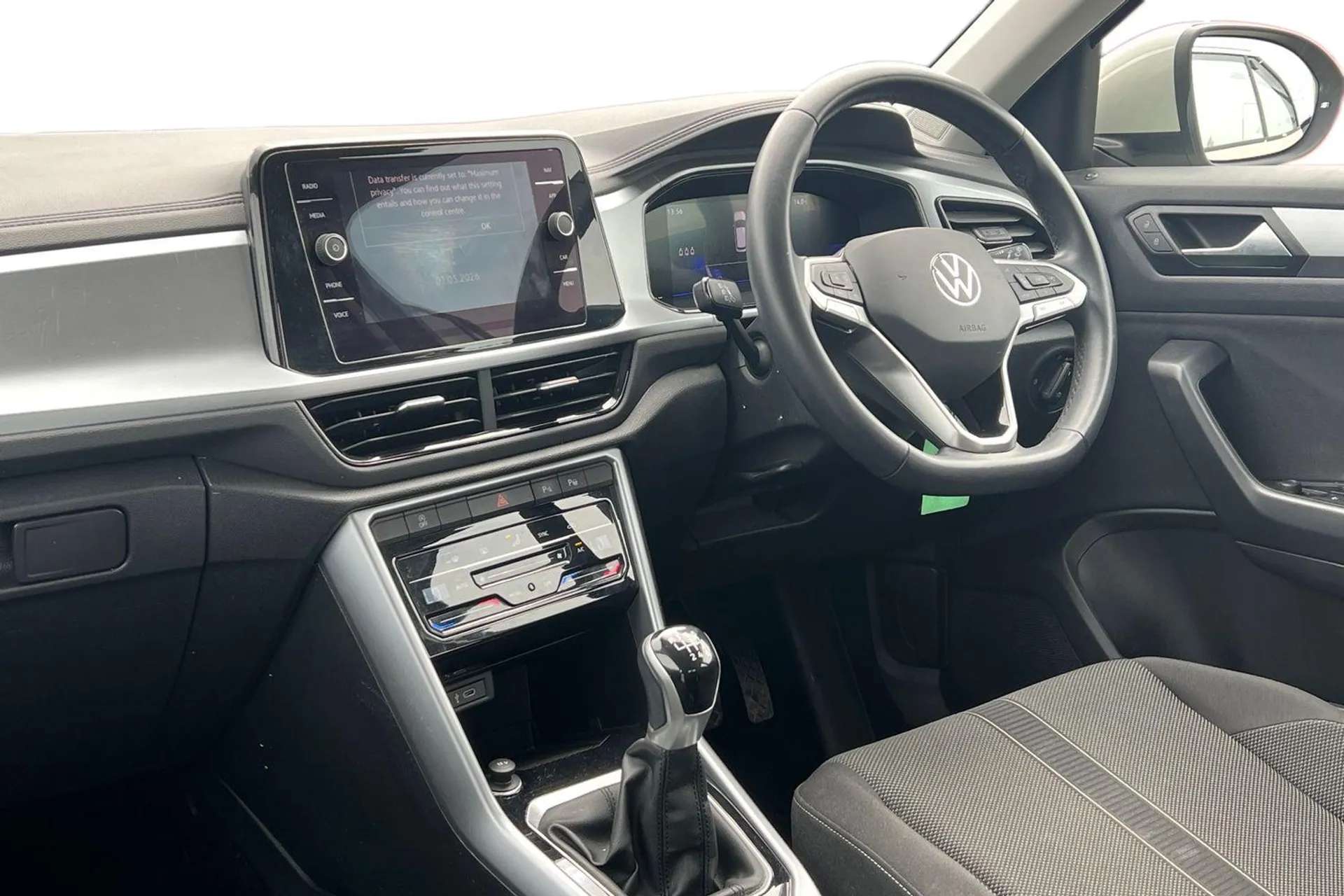 2023 VOLKSWAGEN T-ROC 2023 VOLKSWAGEN T-ROC
