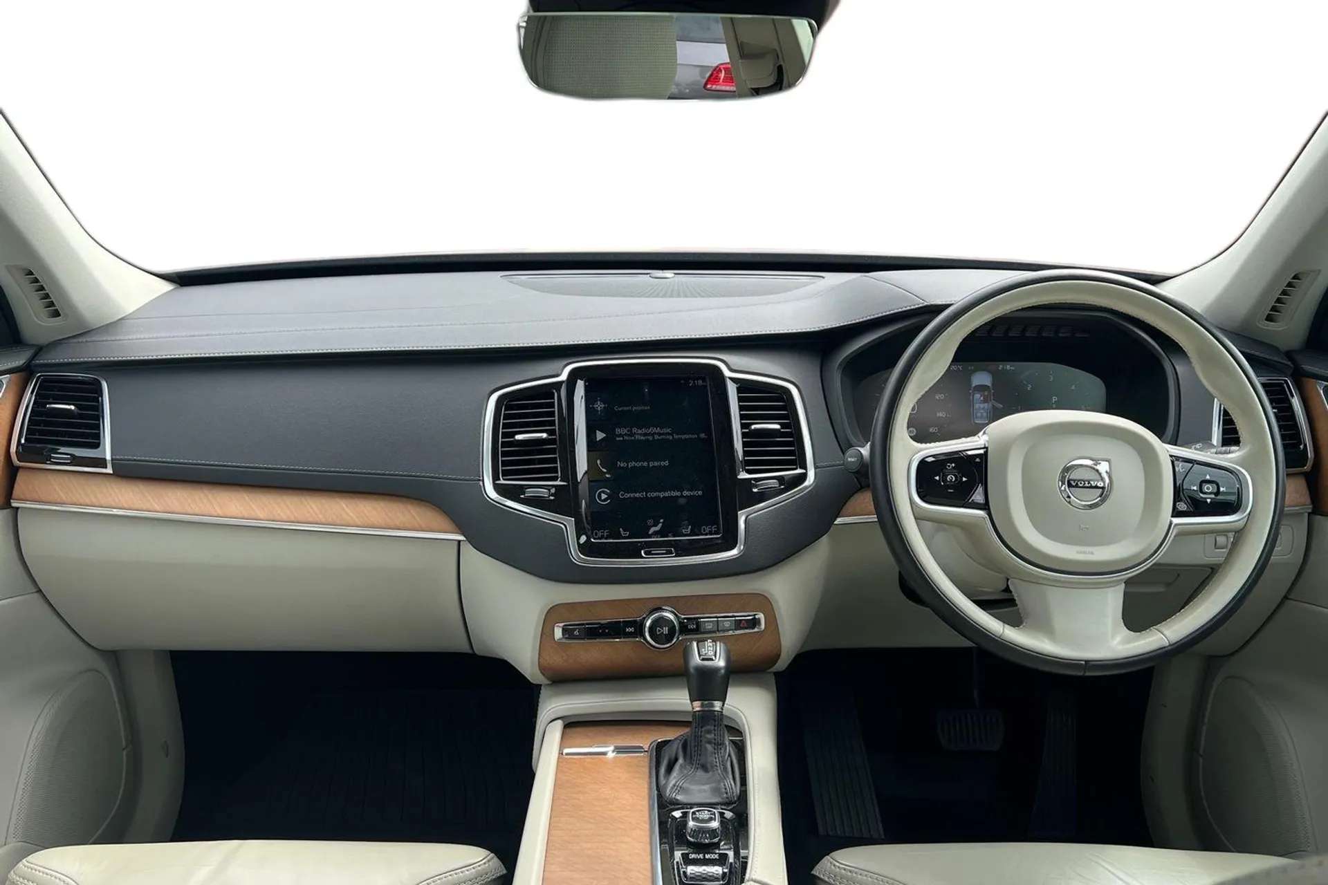 A 2019 VOLVO XC90 2.0 D5 PowerPulse Inscription 5dr AWD Geartronic [Adaptive cruise control with pilot assist, Power tailgate, Lane departure warning with driver alert A 2019 VOLVO XC90 2.0 D5 PowerPulse Inscription 5dr AWD Geartronic [Adaptive cruise control with pilot assist, Power tailgate, Lane departure warning with driver alert