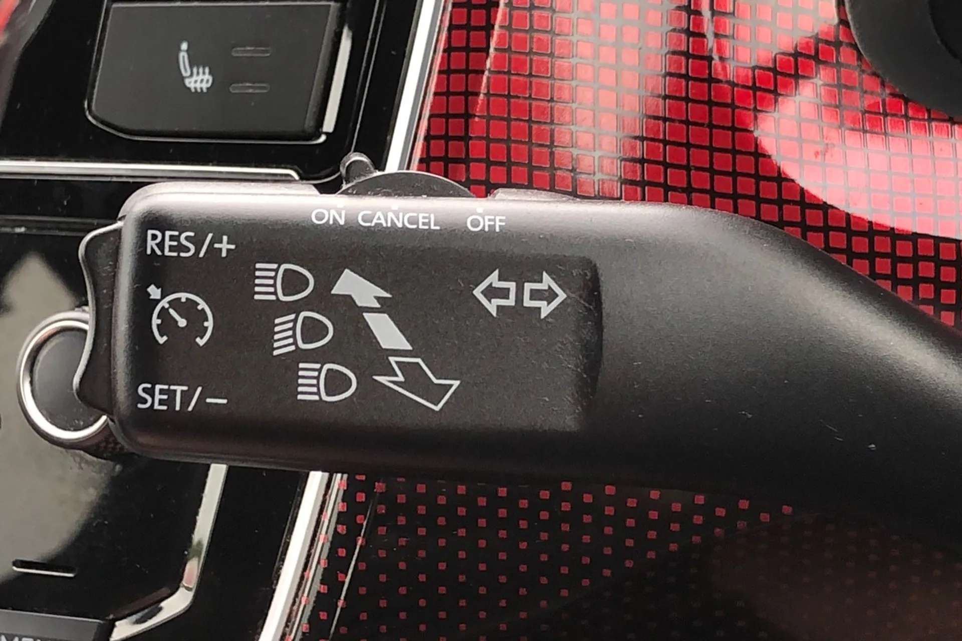 2018 VOLKSWAGEN UP 2018 VOLKSWAGEN UP