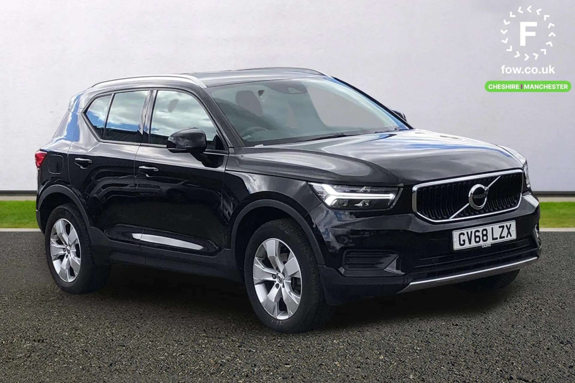 2019 VOLVO XC40 2019 VOLVO XC40