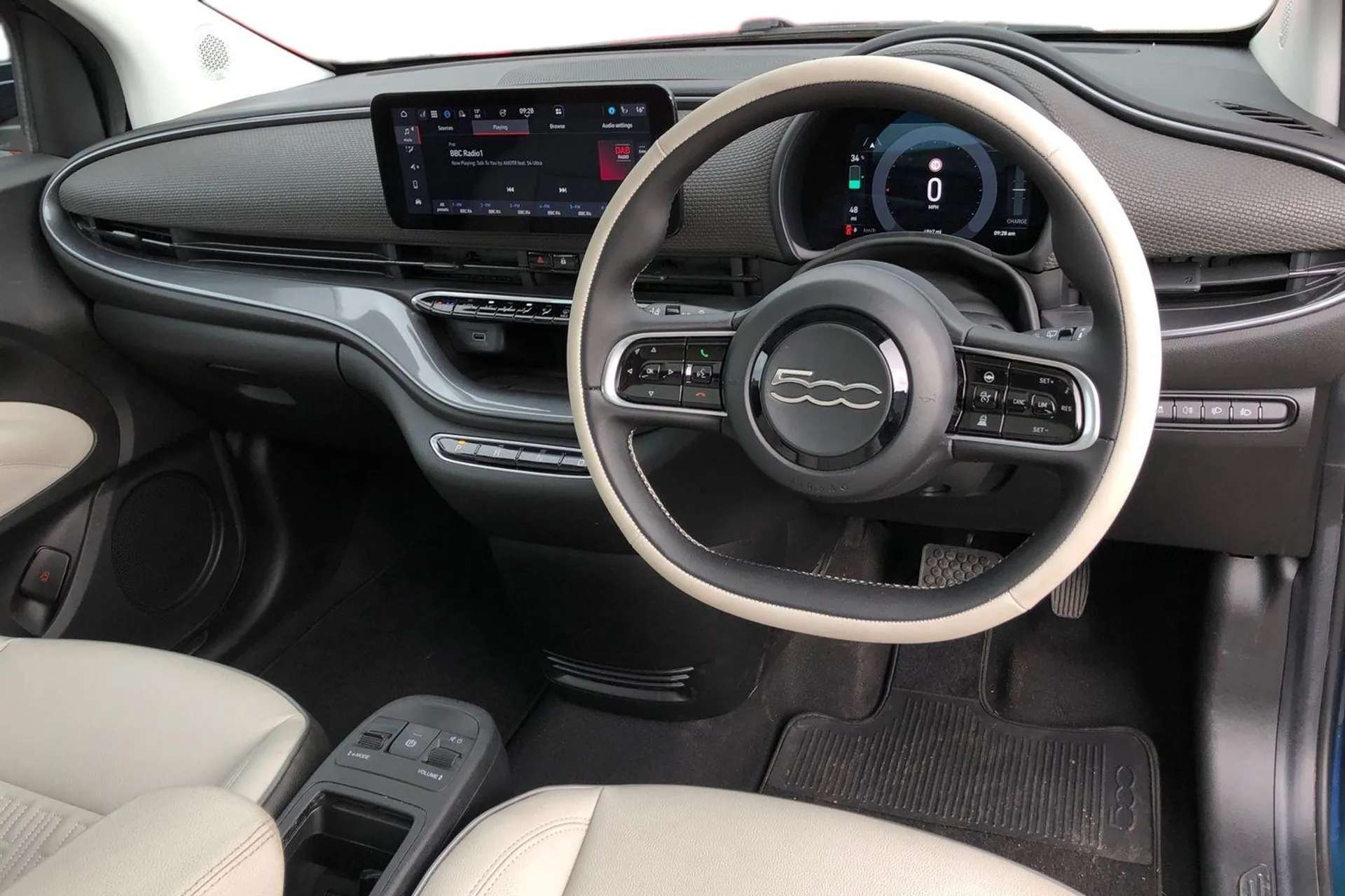 2024 FIAT 500 2024 FIAT 500