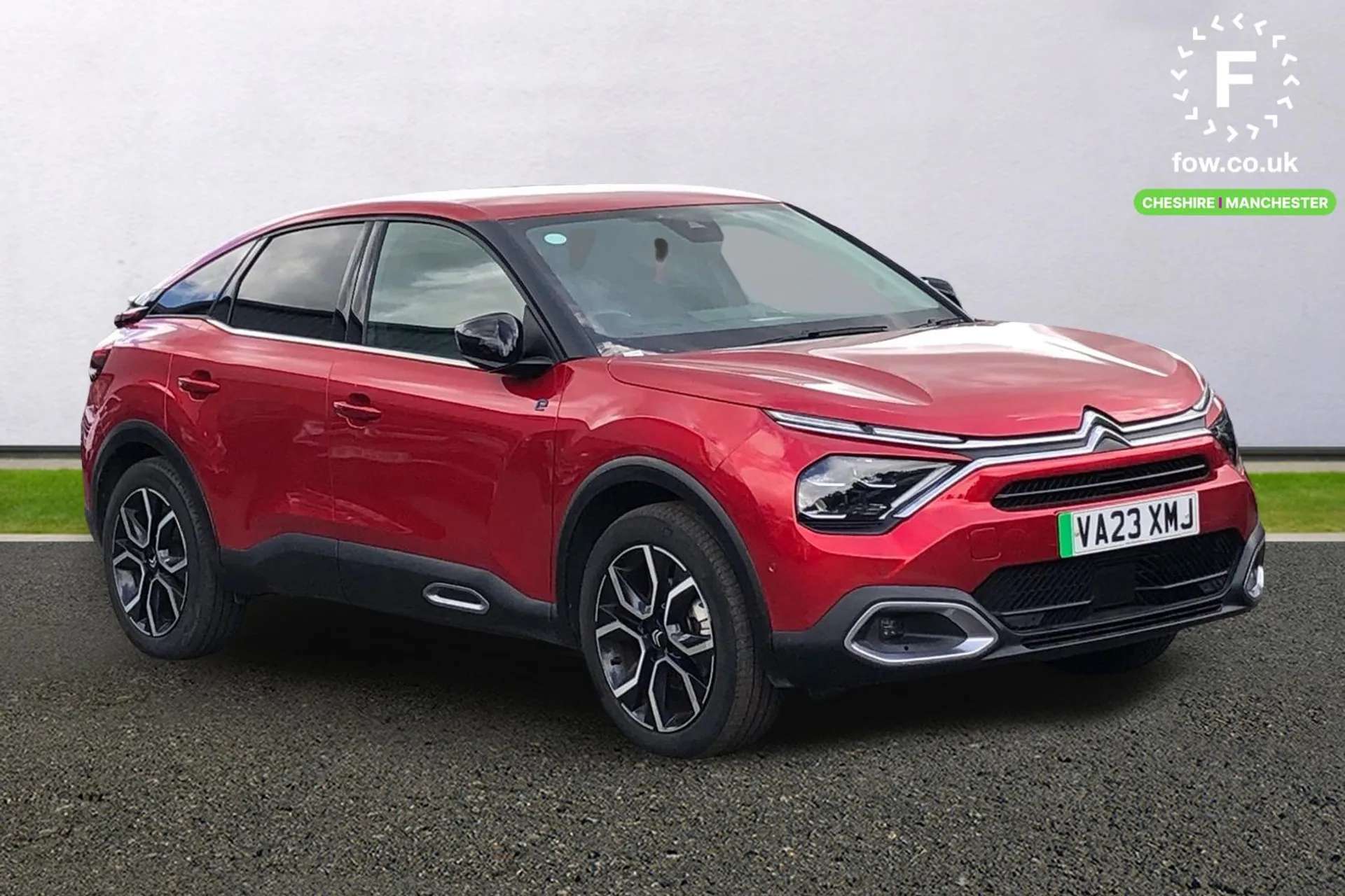 A 2023 CITROEN C4 100kW Shine Plus 50kWh 5dr Auto [ Top rear vision reversing camera , Driver's head-up display , High level acoustic insulation pack , Safety plus pack A 2023 CITROEN C4 100kW Shine Plus 50kWh 5dr Auto [ Top rear vision reversing camera , Driver's head-up display , High level acoustic insulation pack , Safety plus pack