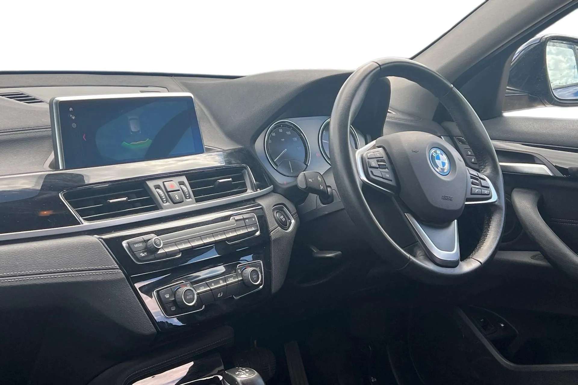 A 2022 BMW X2 xDrive 25e Sport 5dr Auto [ Park Distance Control - front and rear , 18" light alloy wheels Y-spoke style 566 , Park assist system , Automatic powered A 2022 BMW X2 xDrive 25e Sport 5dr Auto [ Park Distance Control - front and rear , 18" light alloy wheels Y-spoke style 566 , Park assist system , Automatic powered