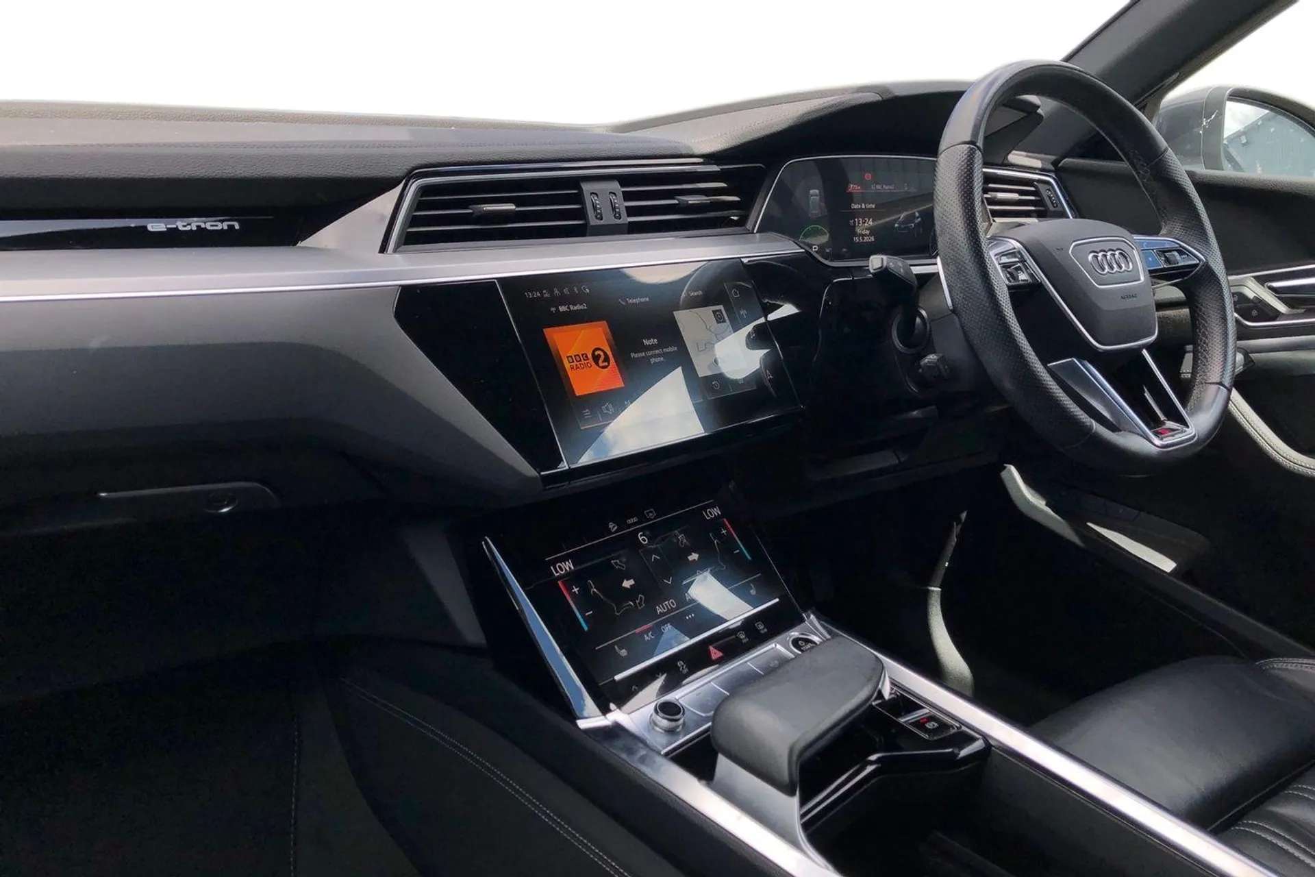 A 2021 AUDI E-TRON 230kW 50 Quattro 71kWh S Line 5dr Auto [Audi virtual cockpit, Audi phone box with wireless charging, Parking system plus with 360 degree sensors and f A 2021 AUDI E-TRON 230kW 50 Quattro 71kWh S Line 5dr Auto [Audi virtual cockpit, Audi phone box with wireless charging, Parking system plus with 360 degree sensors and f