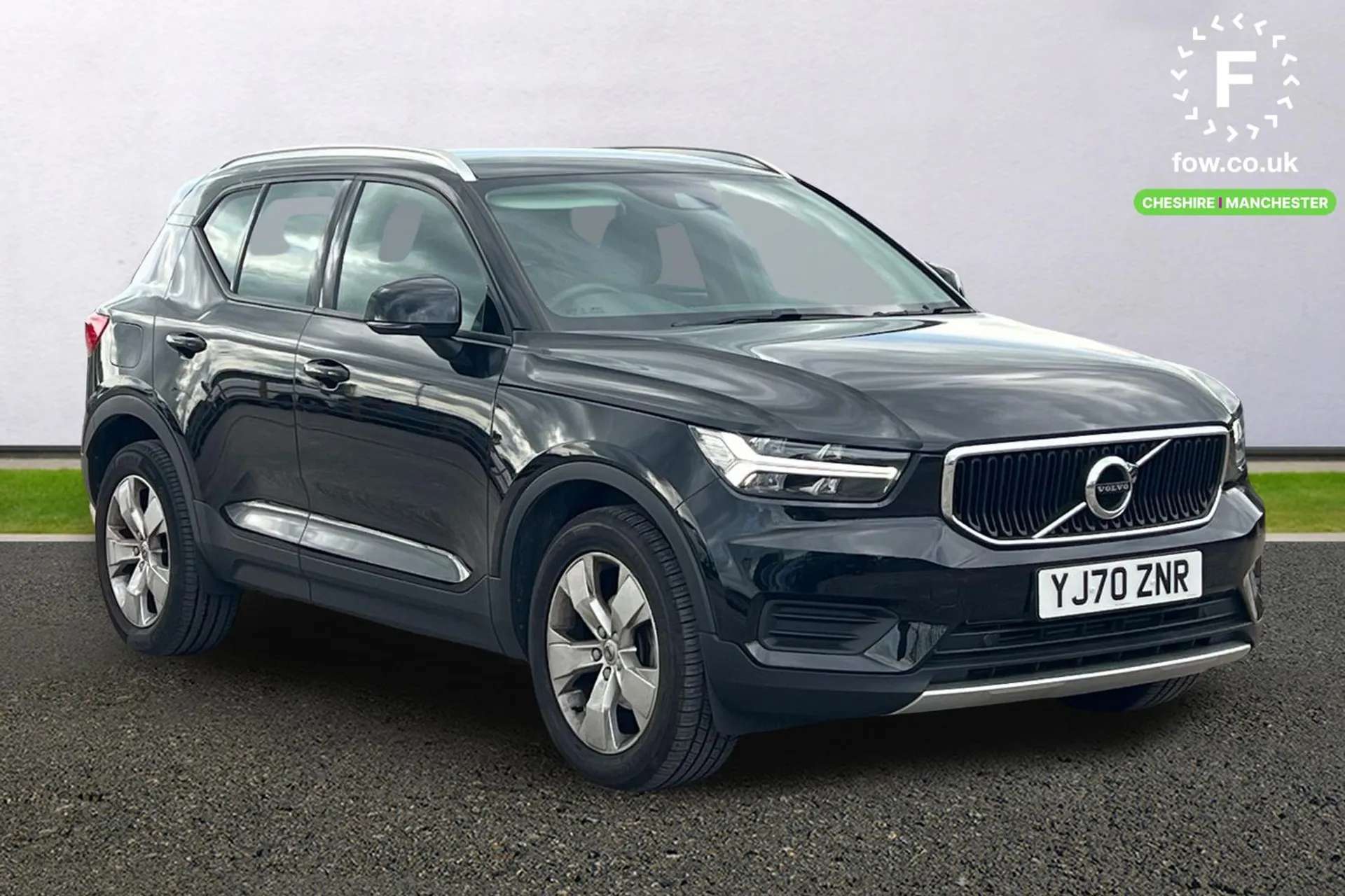 2021 VOLVO XC40 2021 VOLVO XC40