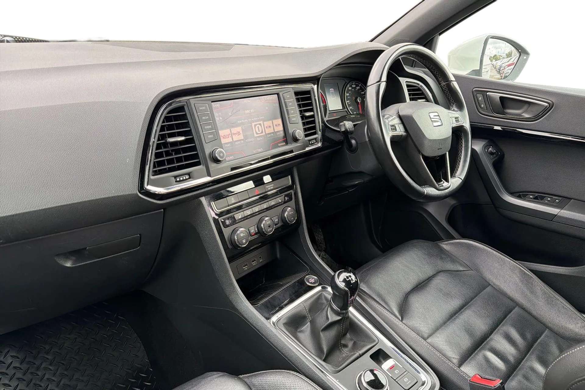 2017 SEAT ATECA 2017 SEAT ATECA